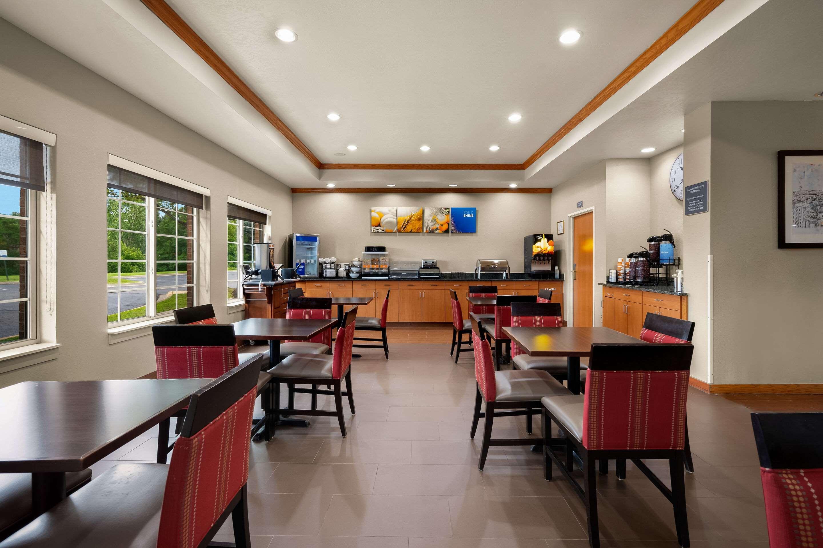Restaurant Comfort Inn & Suites Fenton