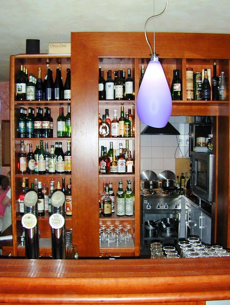Bar/Salón Arthotel Binders