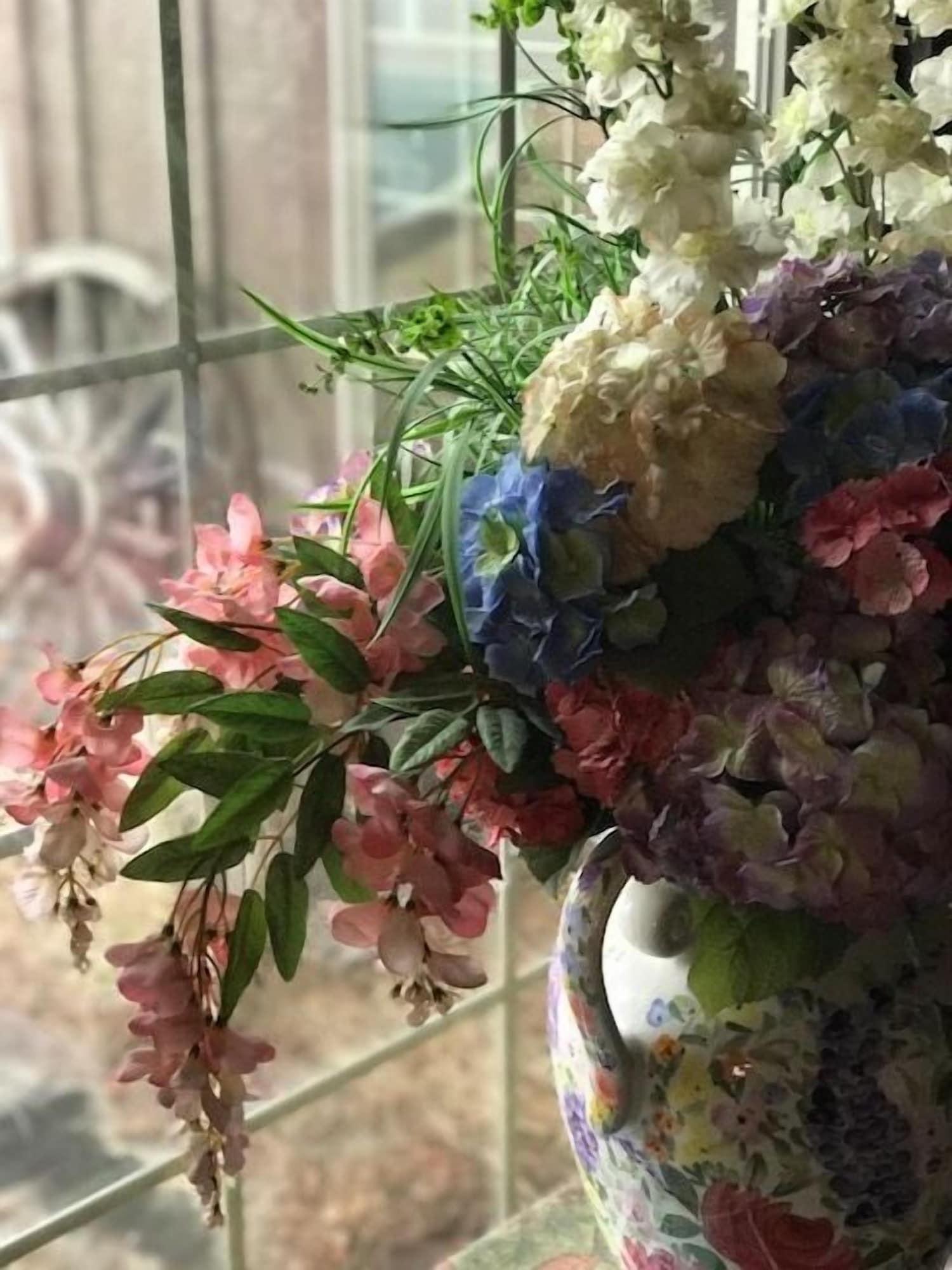 Vista Lobby Bunkhouse Motel