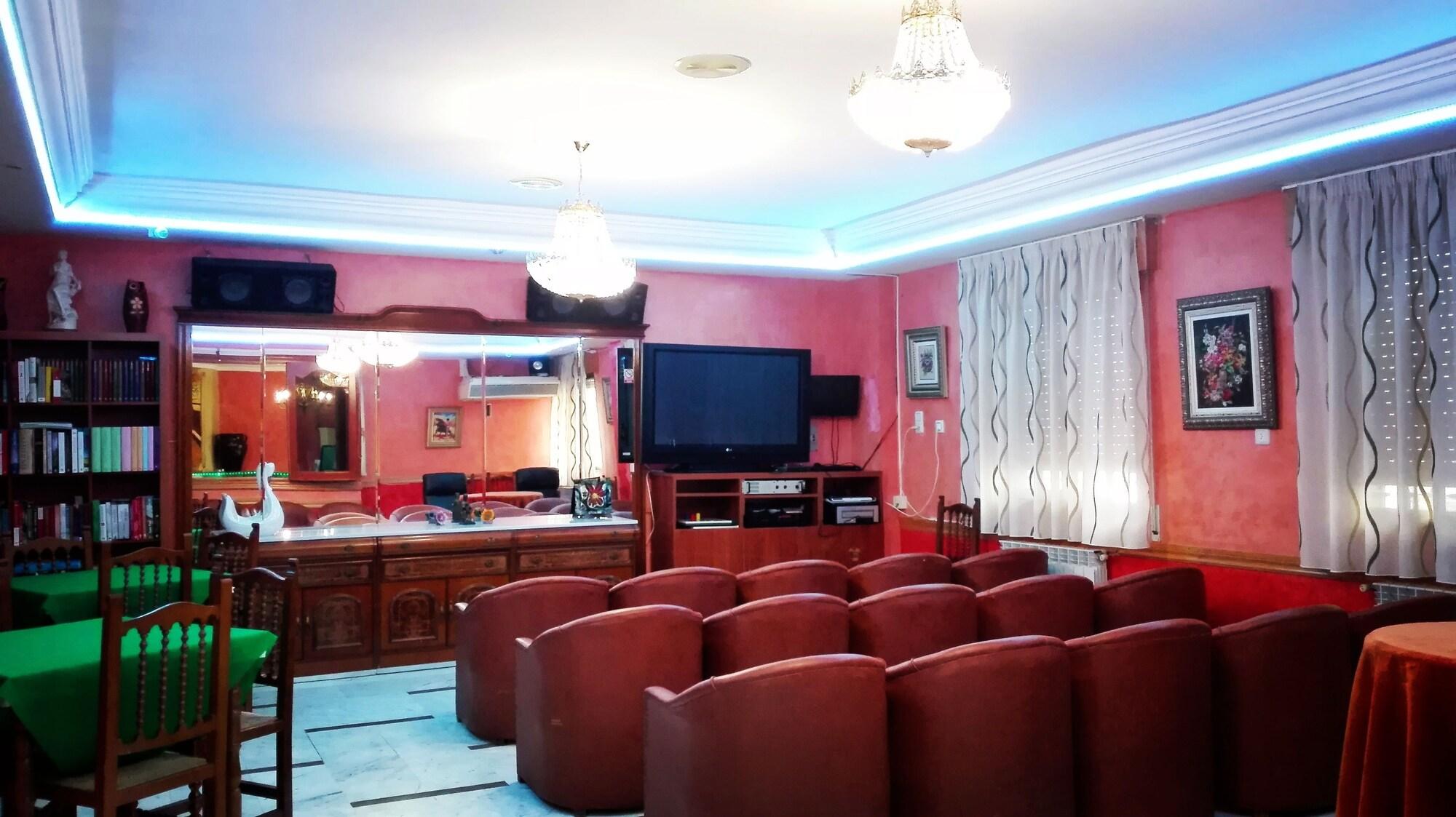 Instalaciones Recreativas Hotel Manolete