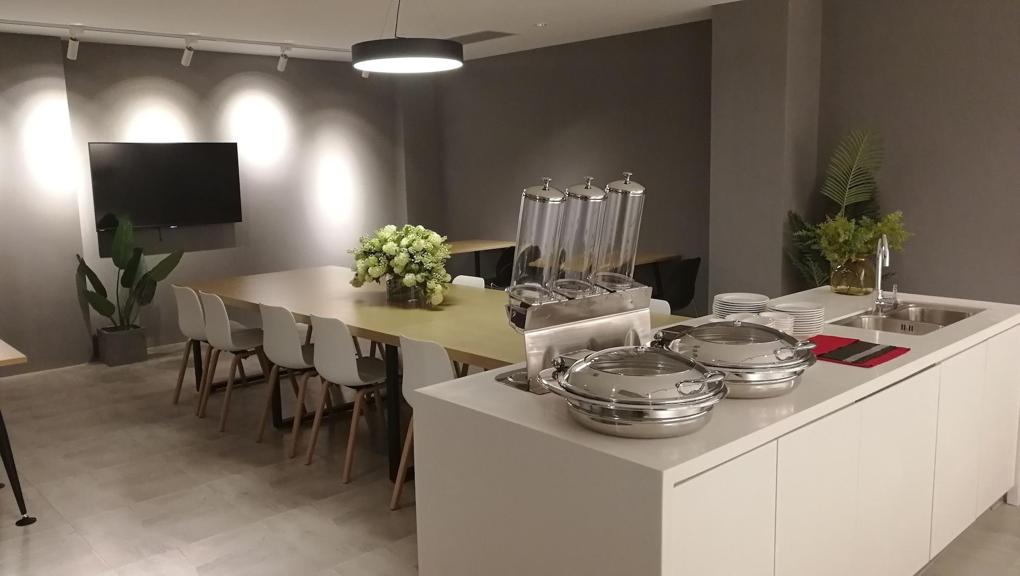 Restaurant LN Residence Guangzhou Changdi - Free shuttle between hotel and Exhibition Center during Canton Fair