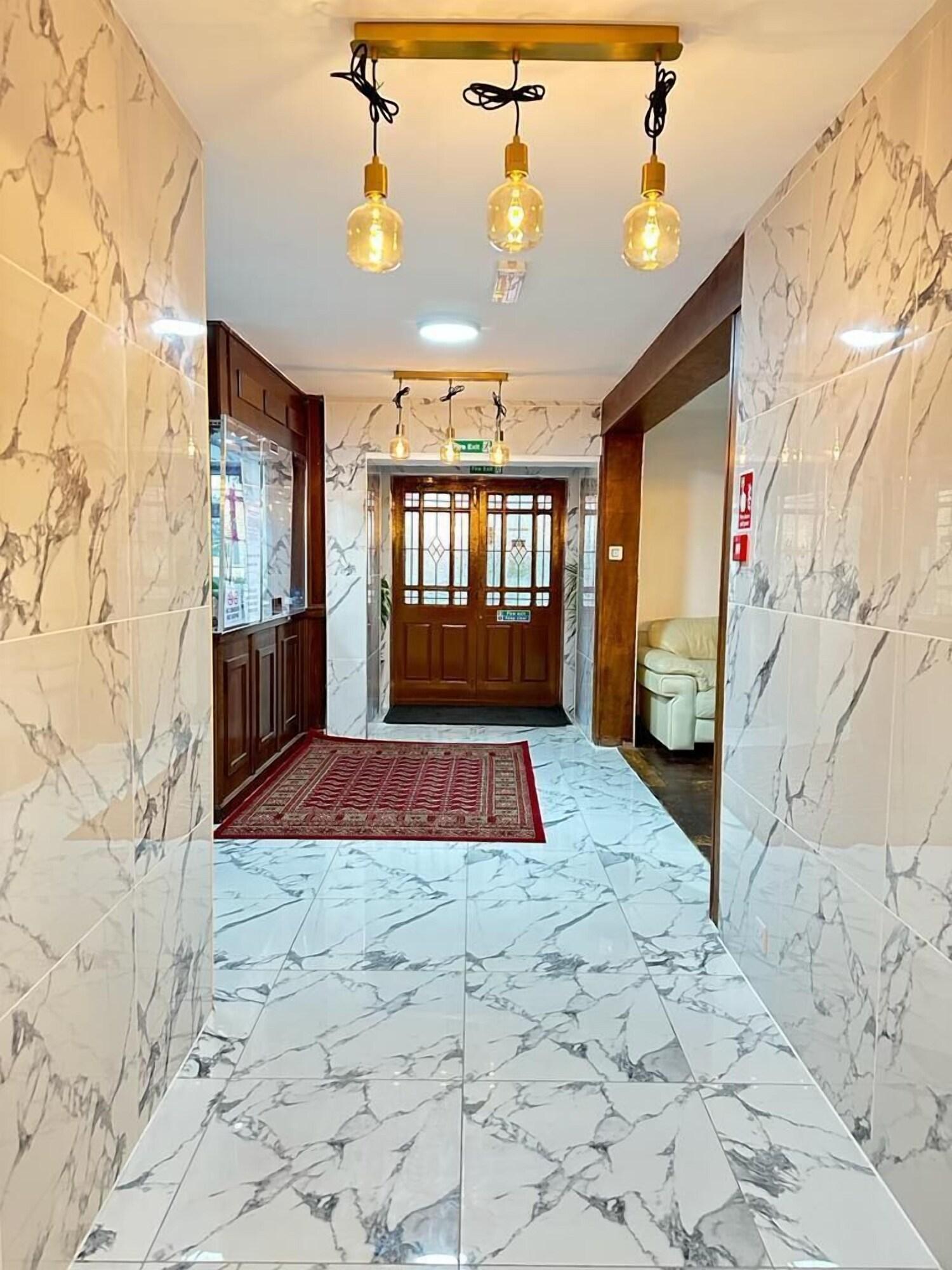 Vista Lobby OYO Stay Inn Express