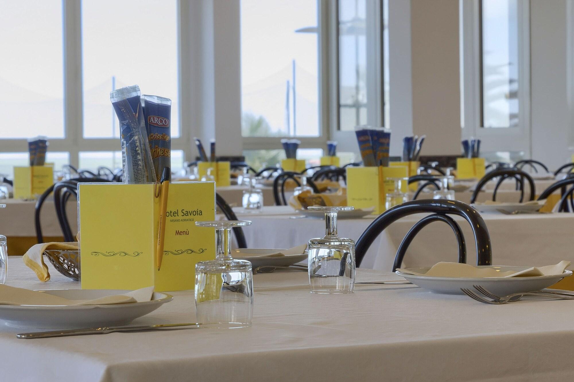 Bar/Salón ALBERGO SAVOIA