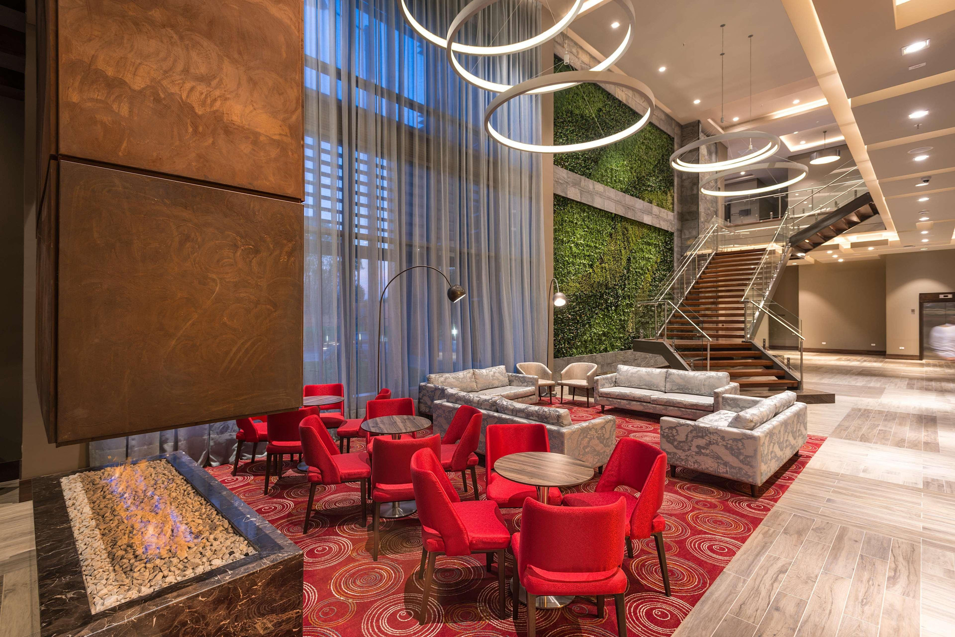 Vista Lobby Hilton Garden Inn Bogota Airport