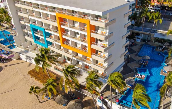 Star Palace Beach Hotel - Hoteles frente a la playa en Mazatlán, Sinaloa