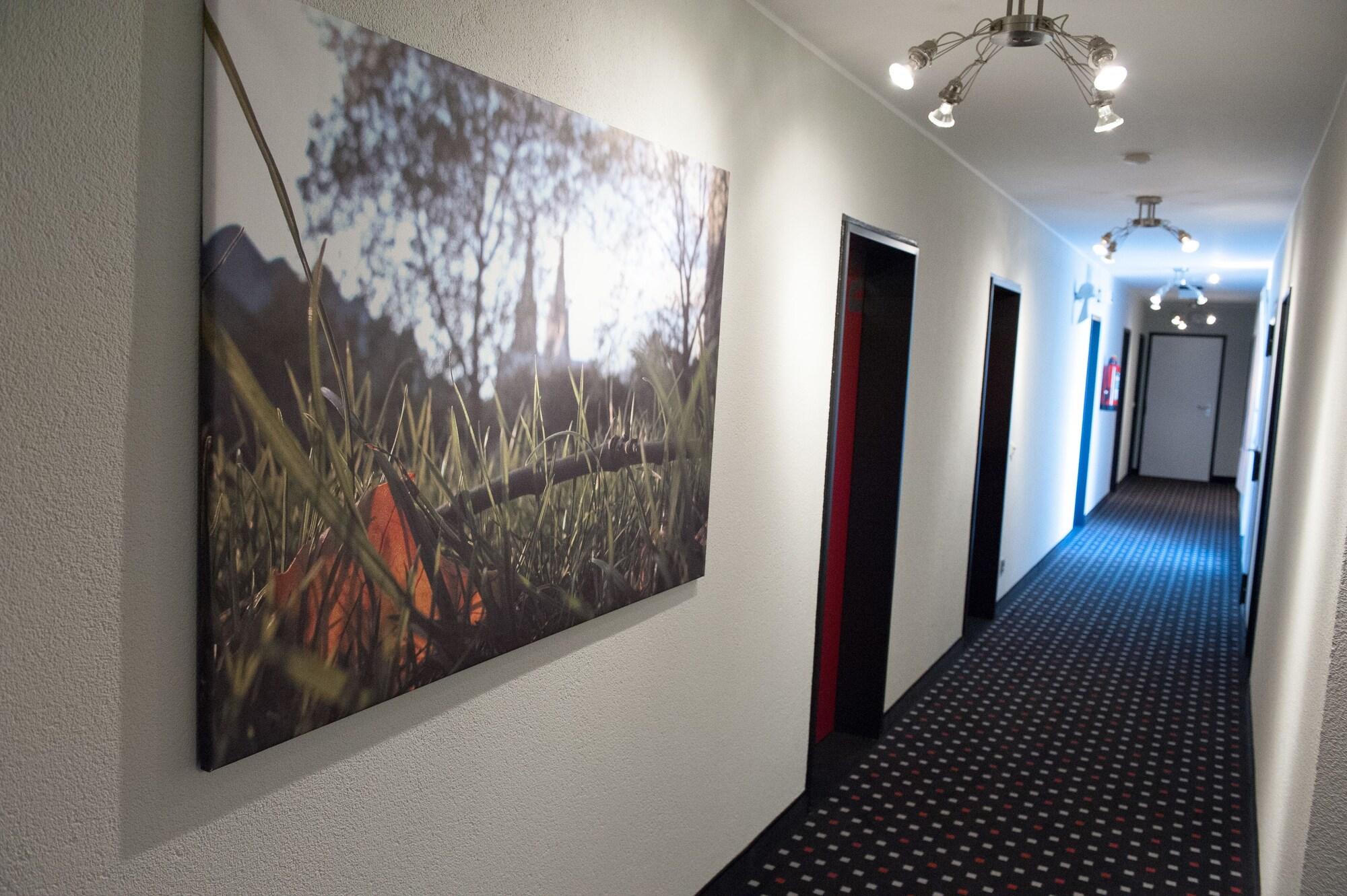 Varios Hotel UHU Garni Köln