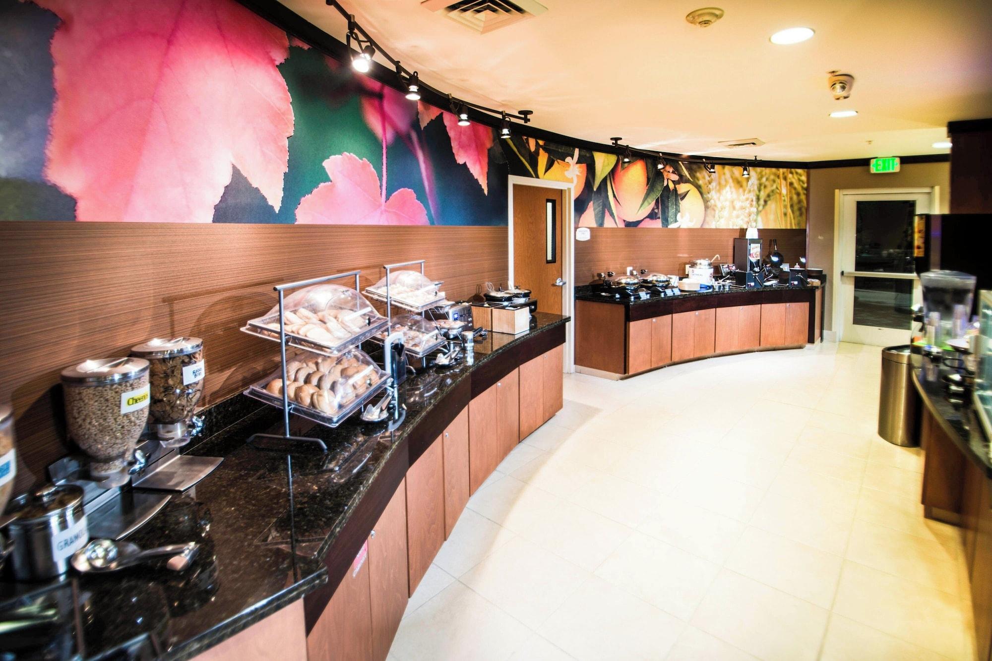 Restaurant Fairfield Inn and Suites by Marriott Burley