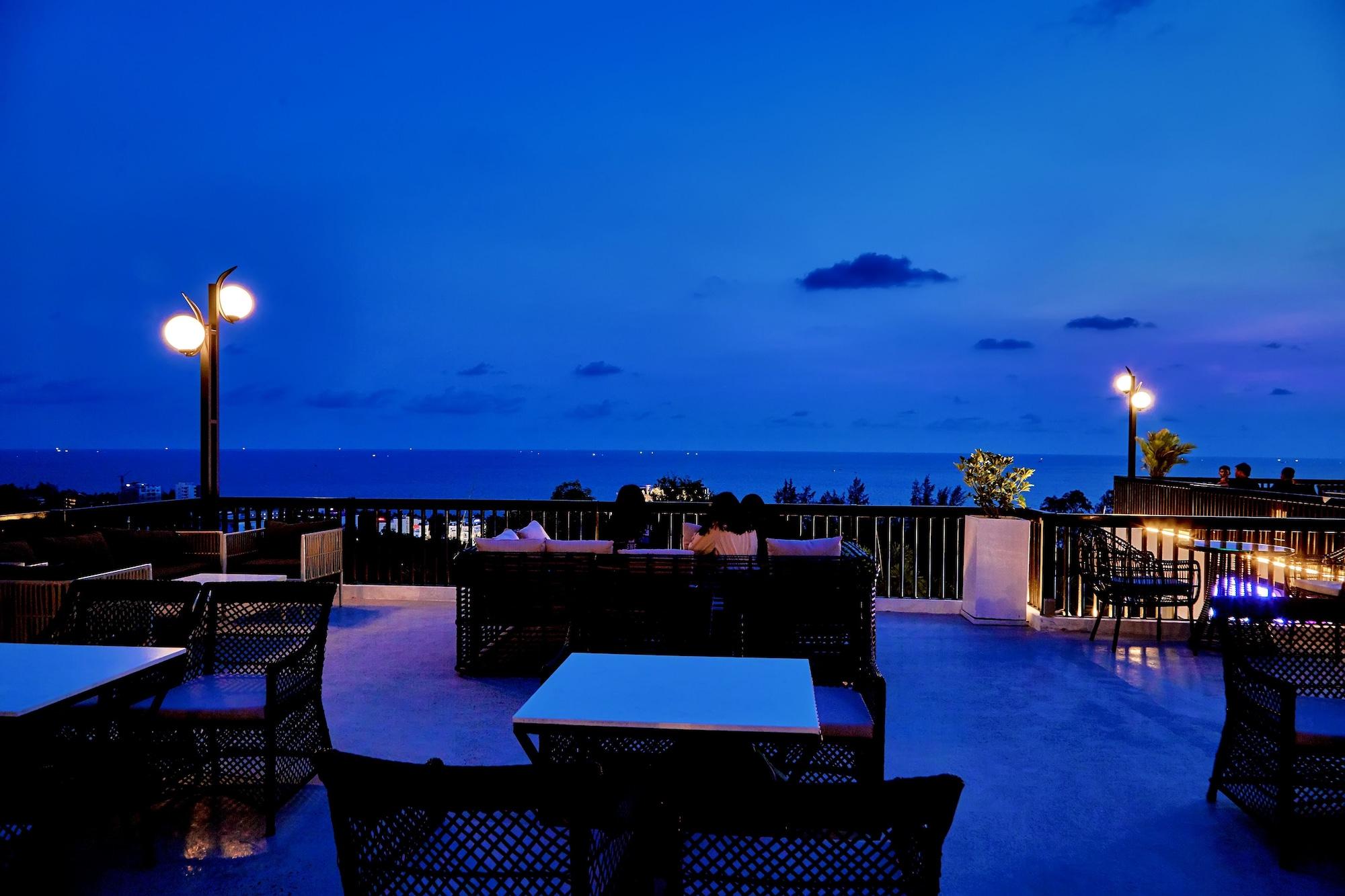 Bar/Salón Son Tra Hill Phu Quoc
