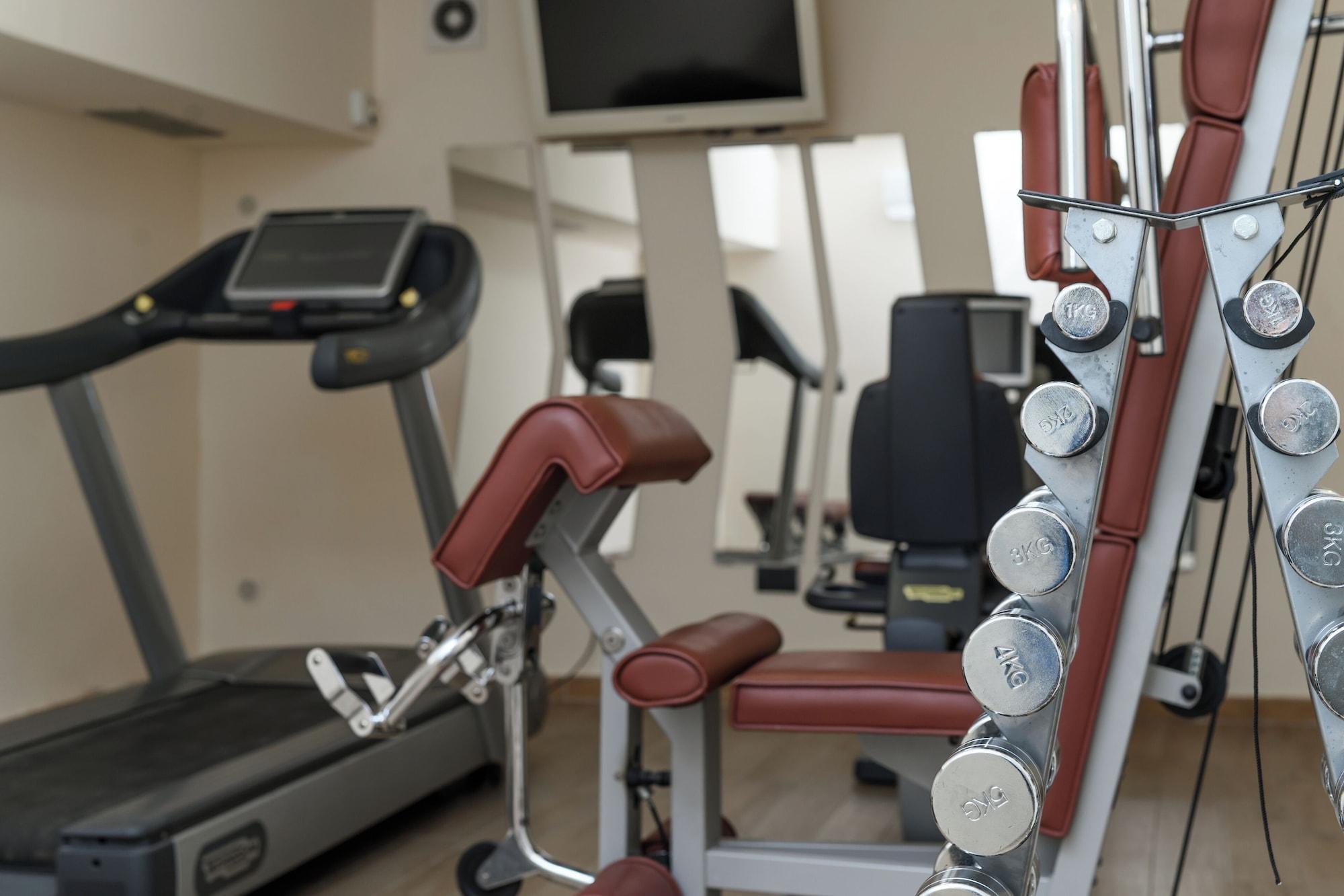 Gimnasio Hotel Bruman Caserta