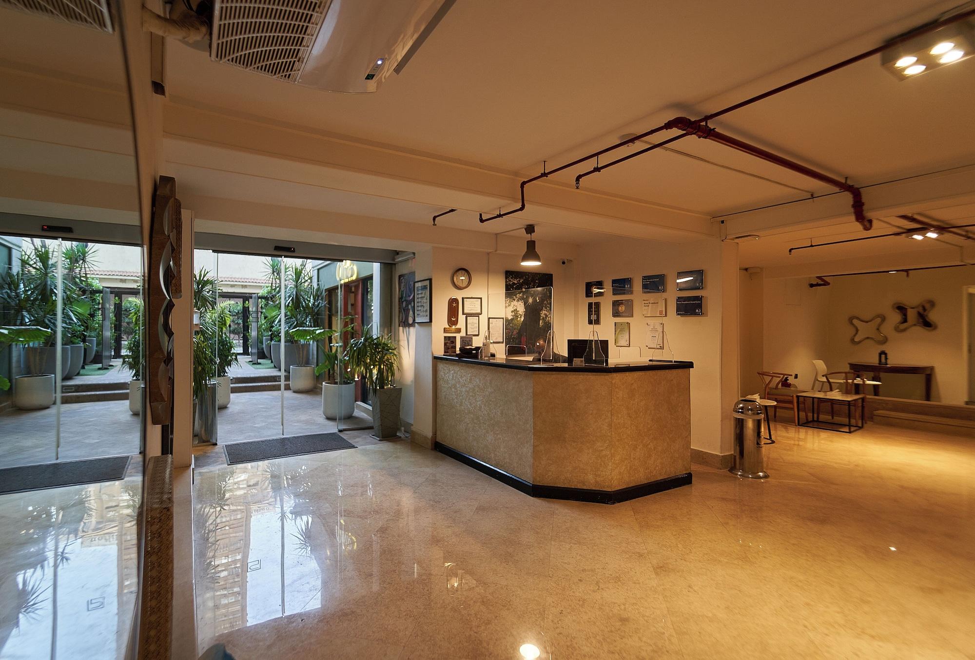 Vista Lobby New President Hotel Cairo