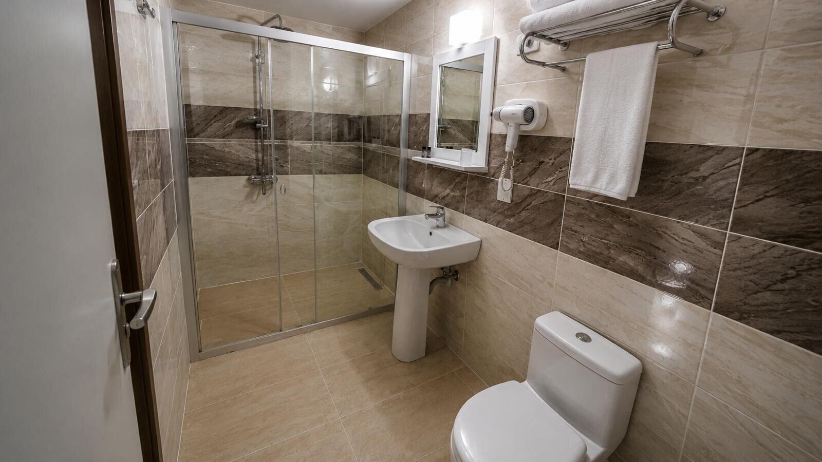 Equipamiento de Habitación Enkaya Hotel