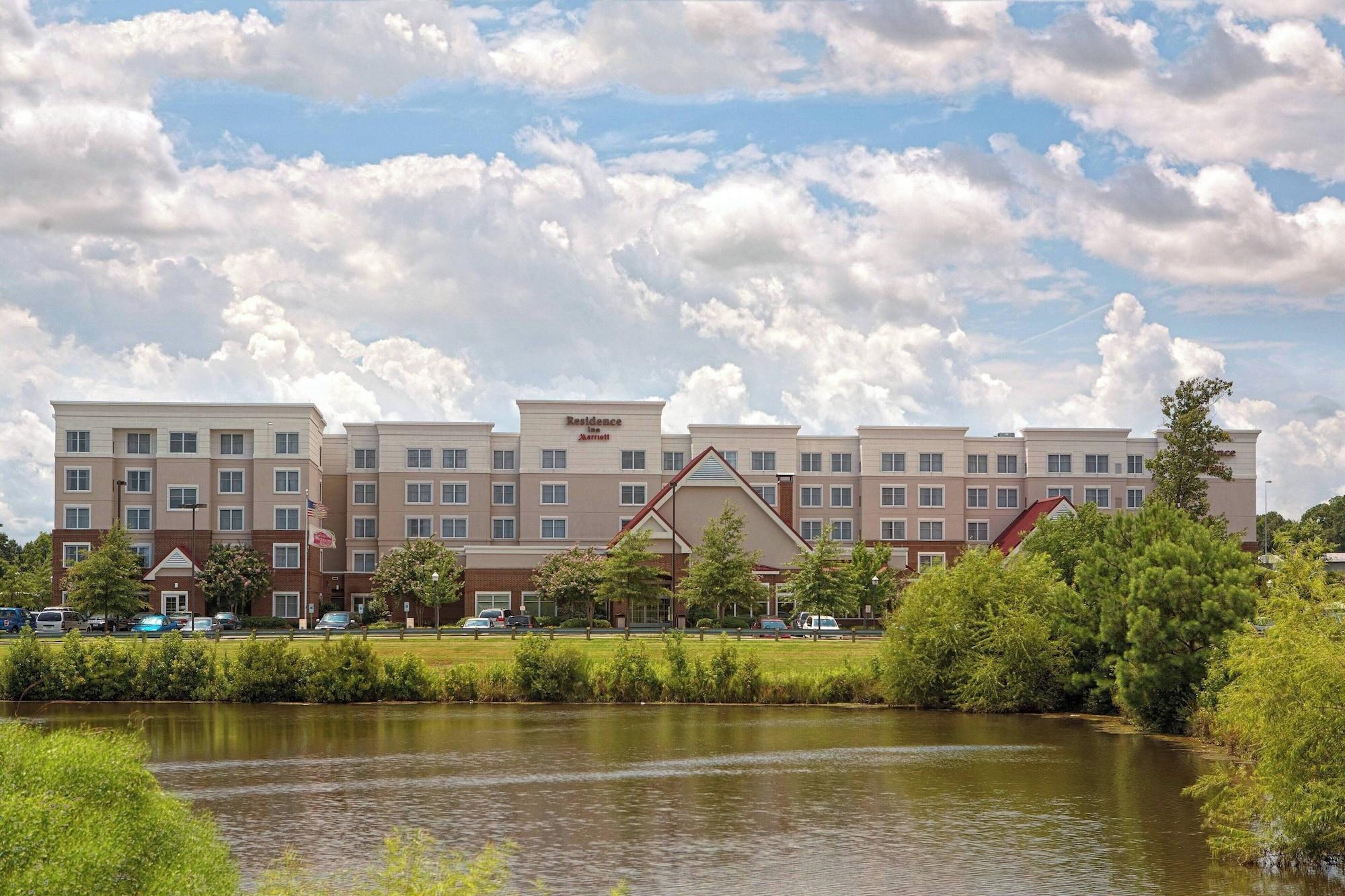 Vista Exterior Residence Inn by Marriott Chesapeake Greenbrier