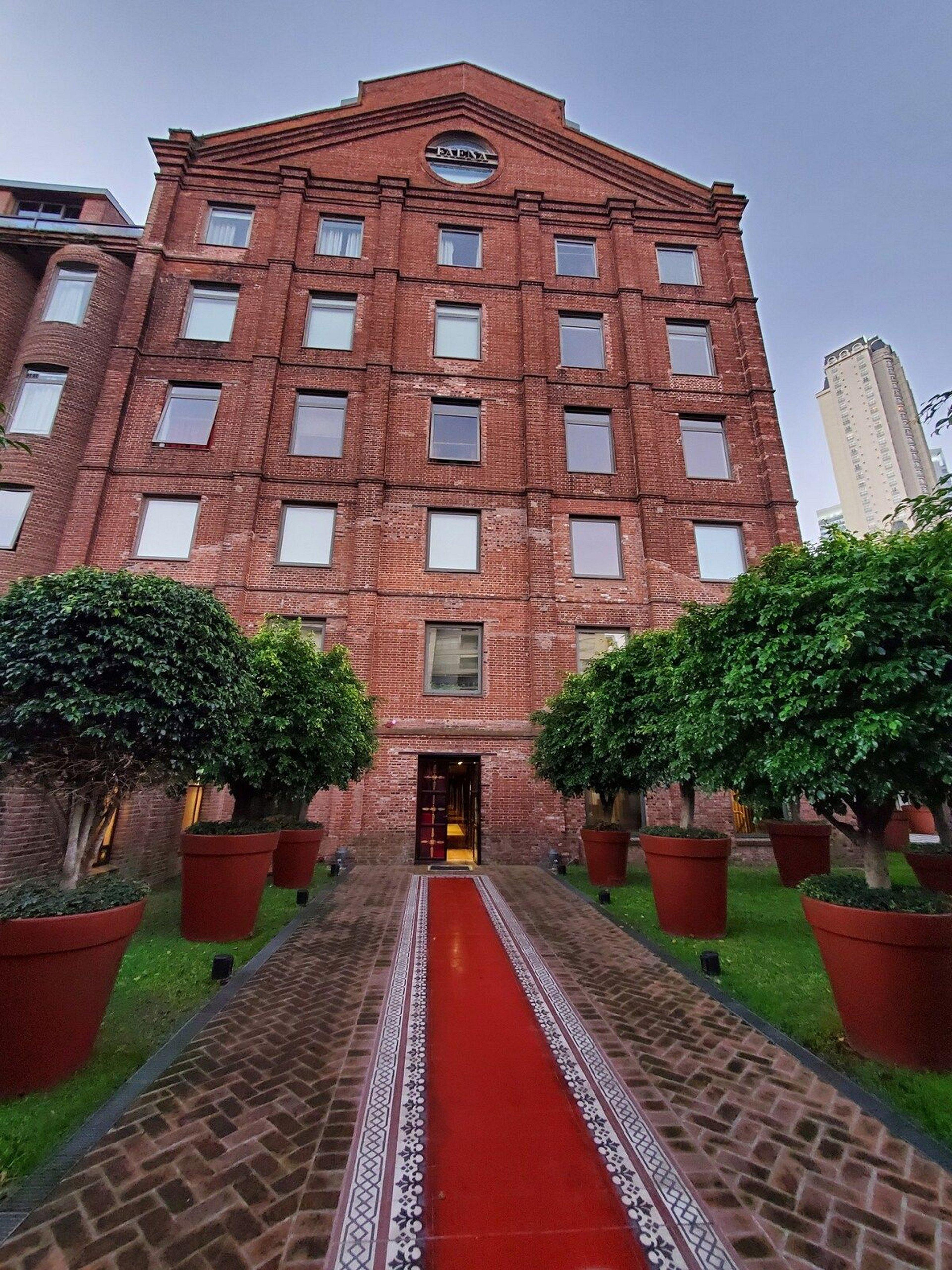 Vista Exterior Hotel Faena 2 Ambientes 60mts2 Amoblado