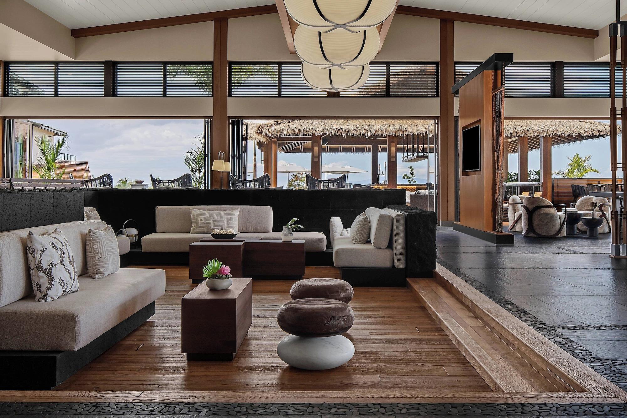 Vista Lobby AC Hotel by Marriott Maui Wailea