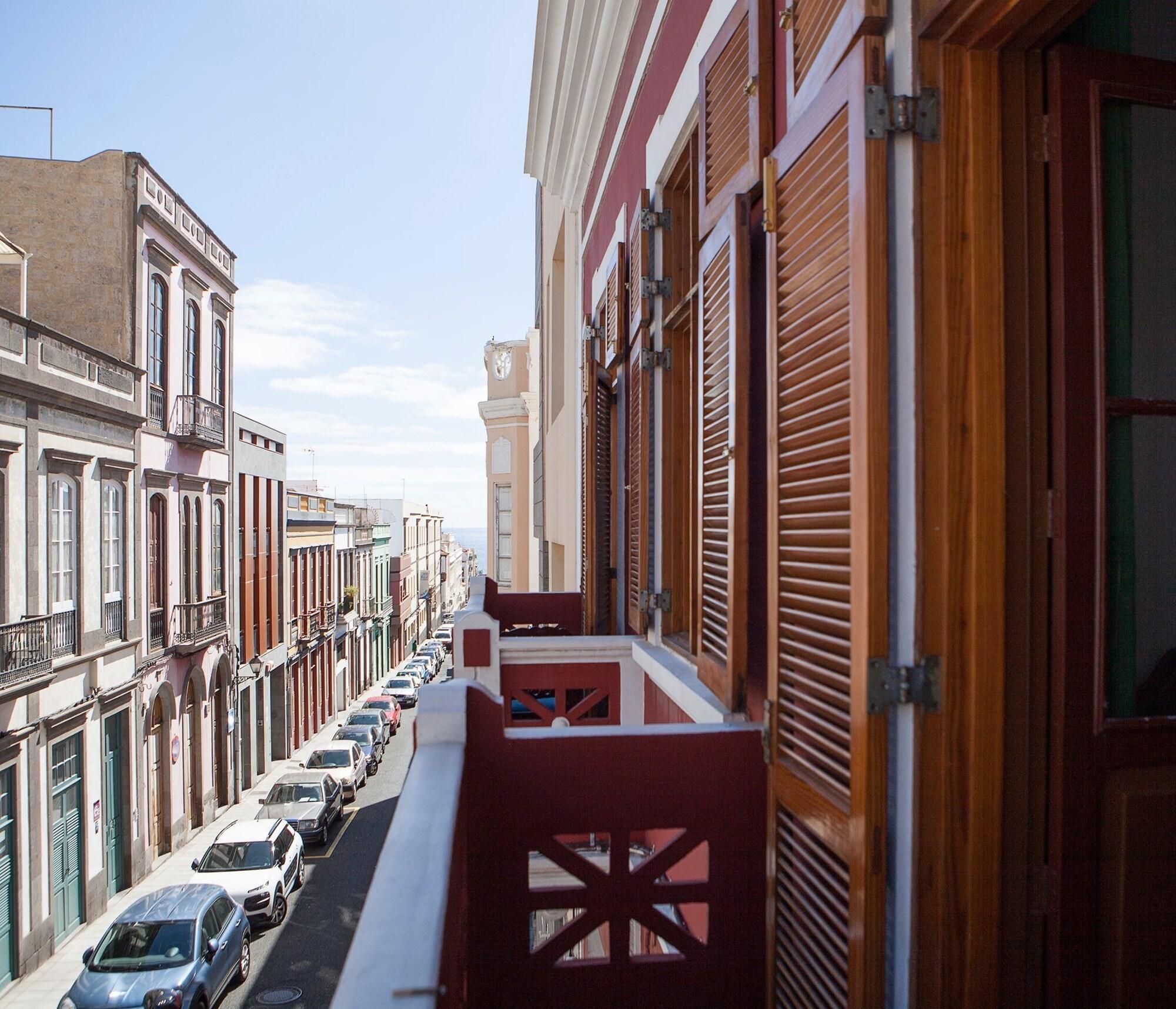 Varios Stardust Hostel