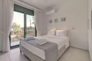 Alquiler Vacacional - Ouzo Stone House 2, with private pool