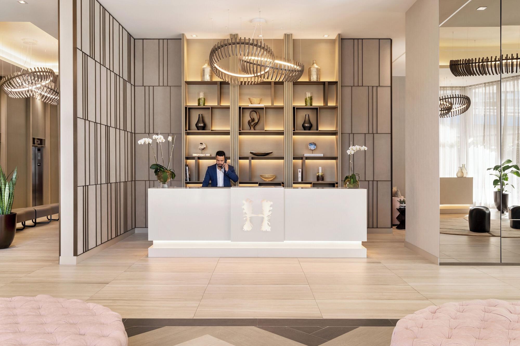 Vista Lobby Hyde Beach House