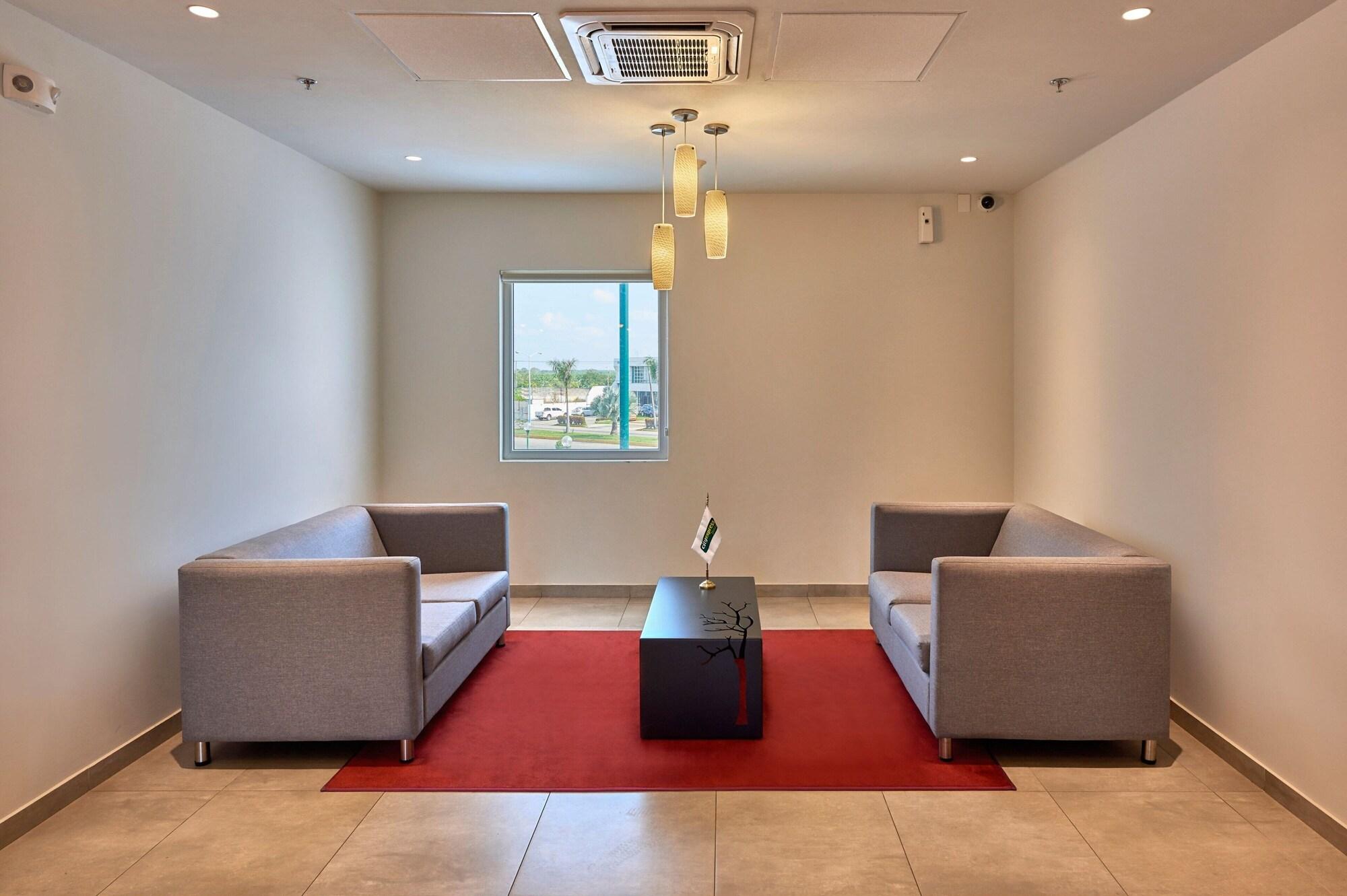 Vista Lobby City Express Junior by Marriott Tijuana Otay