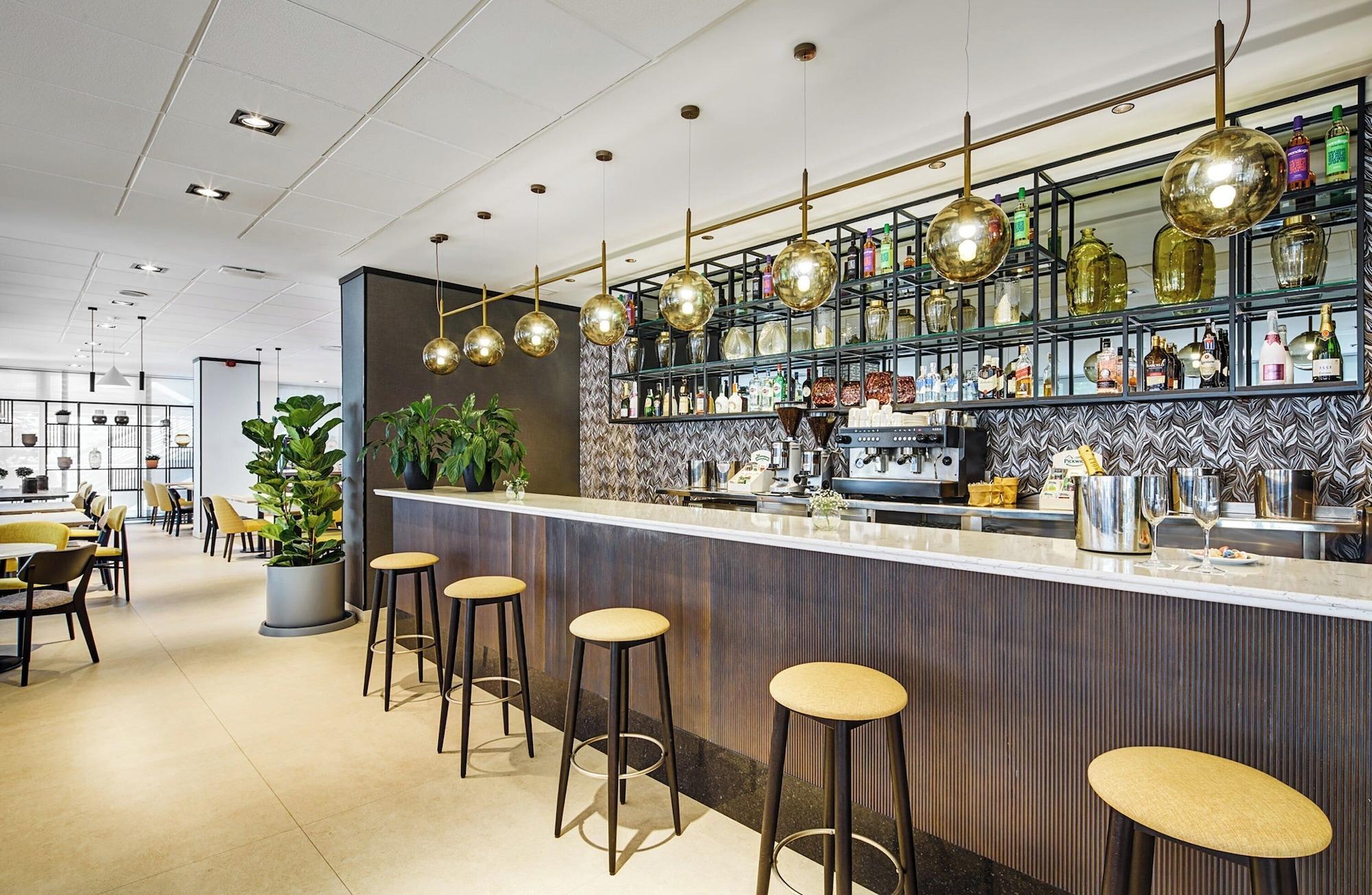 Bar/Salón Sercotel Madrid Aeropuerto