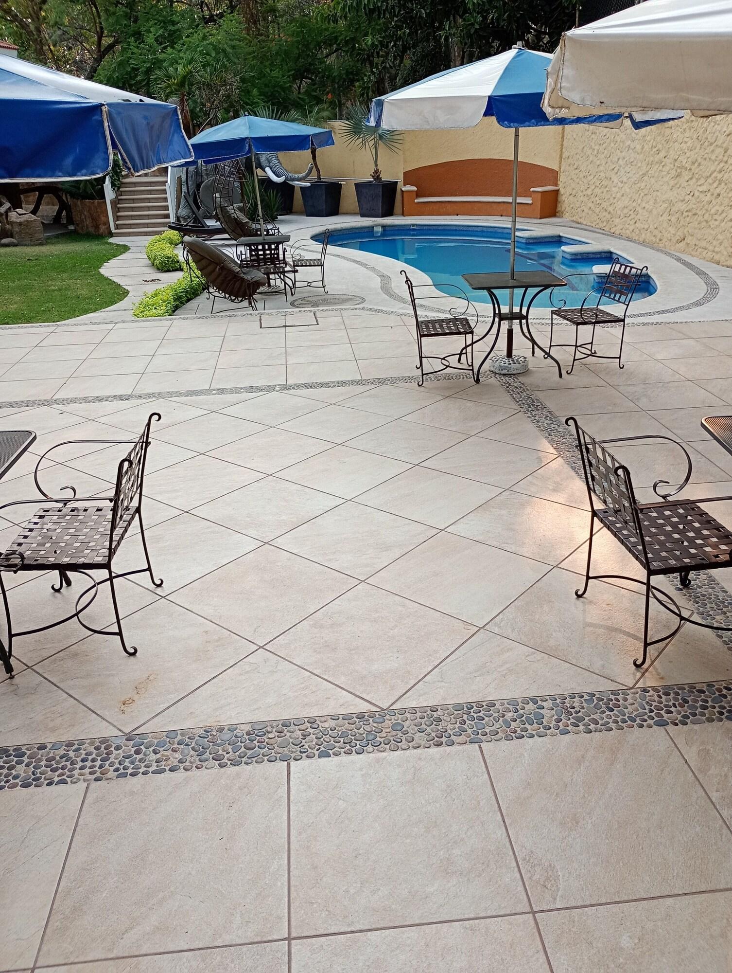 Vista Piscina Harrisson Hotel Mansión Cuernavaca