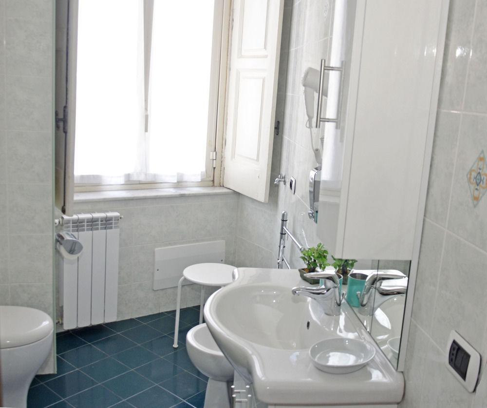 Equipamiento de Habitación Bed & Breakfast A Castel Capuano