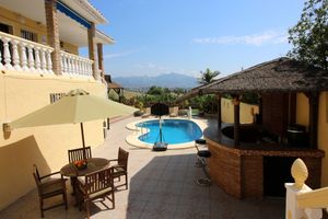 Alquiler Vacacional - Beautiful Luxury Villa with Separate Apartment, Private Pool & Views - Sleeps 14