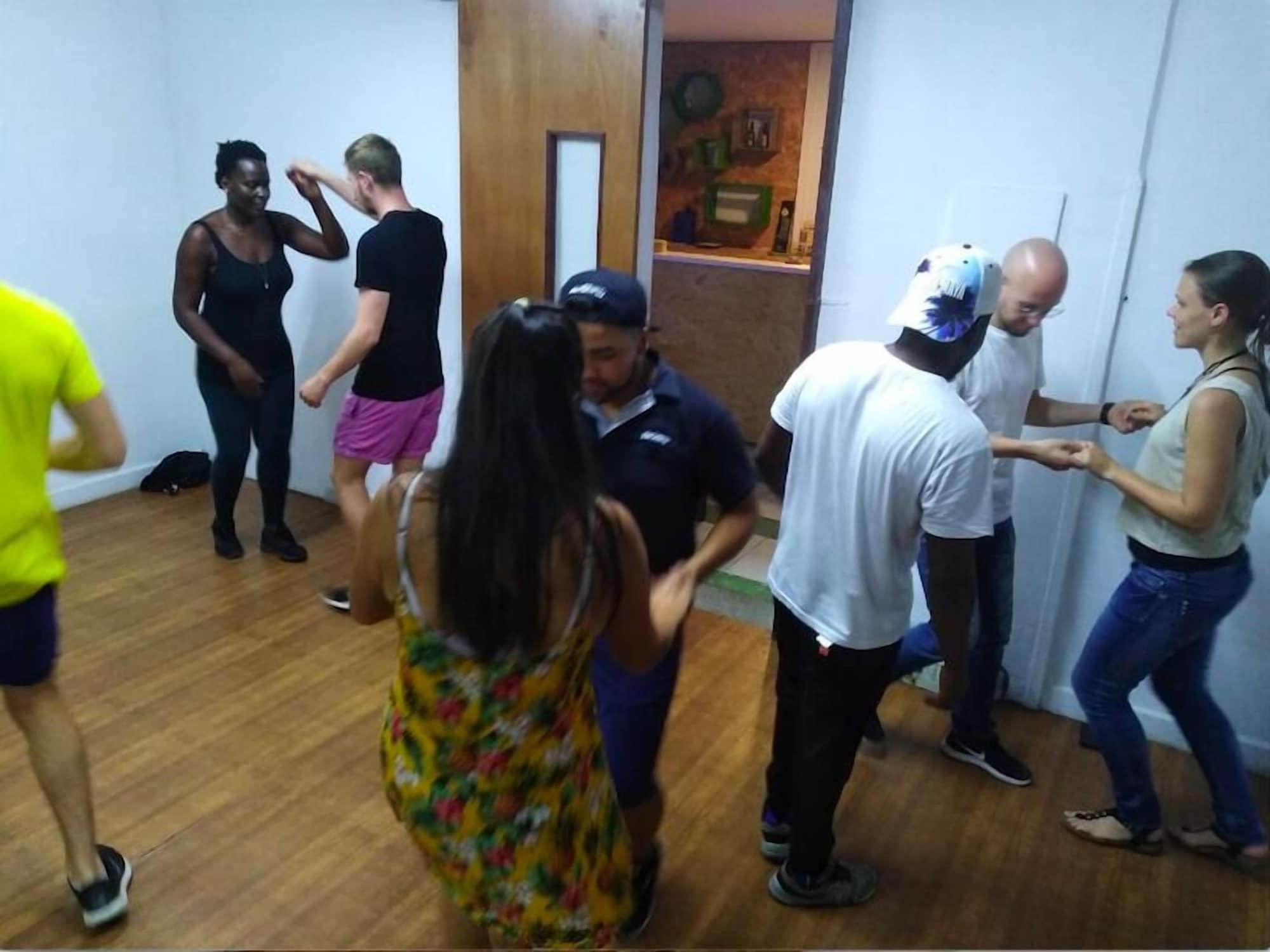 Gimnasio Hostal El Aguacate