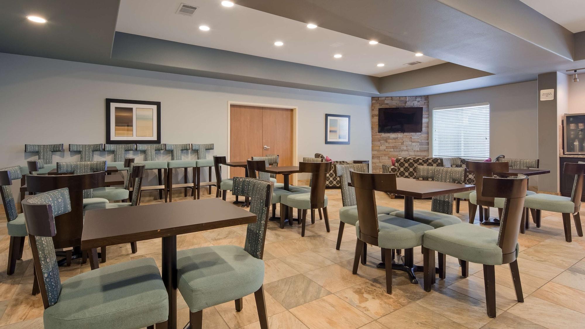 Restaurant Best Western Plus Sand Bass Inn & Suites