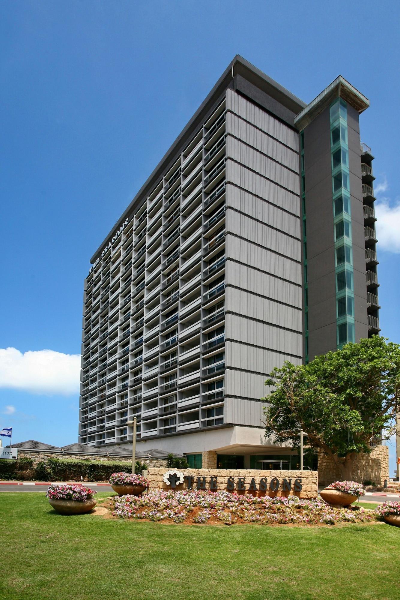 Vista Exterior Seasons Hotel - Resort on The Beach
