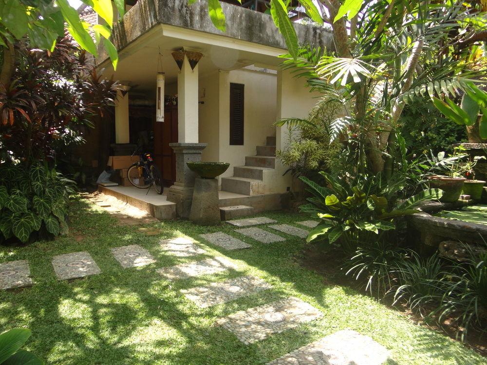 Varios Puri Cantik Bungalow