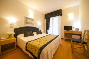 Alojamiento - Hotel Mon Cheri