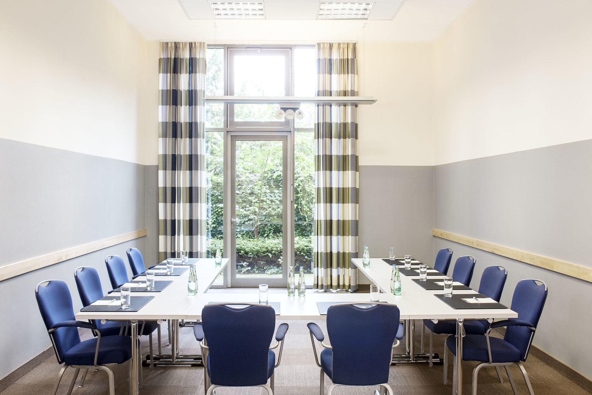 Sala de Reuniones NH Frankfurt Niederrad