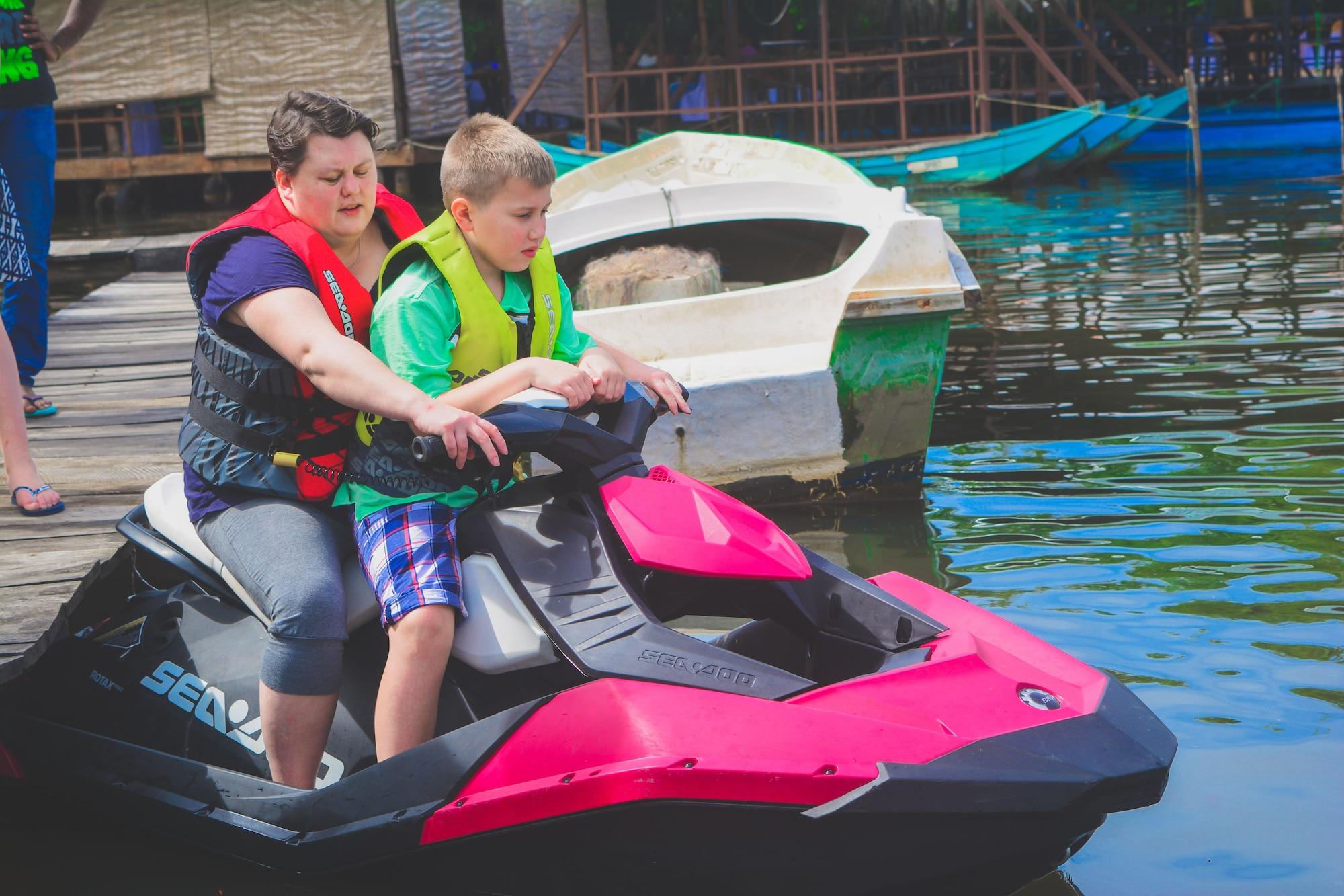 Instalaciones Recreativas Shiny Lakeside Resort