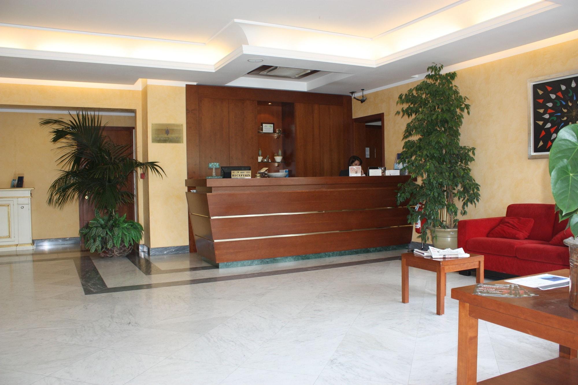 Vista Lobby Santa Caterina Park Hotel