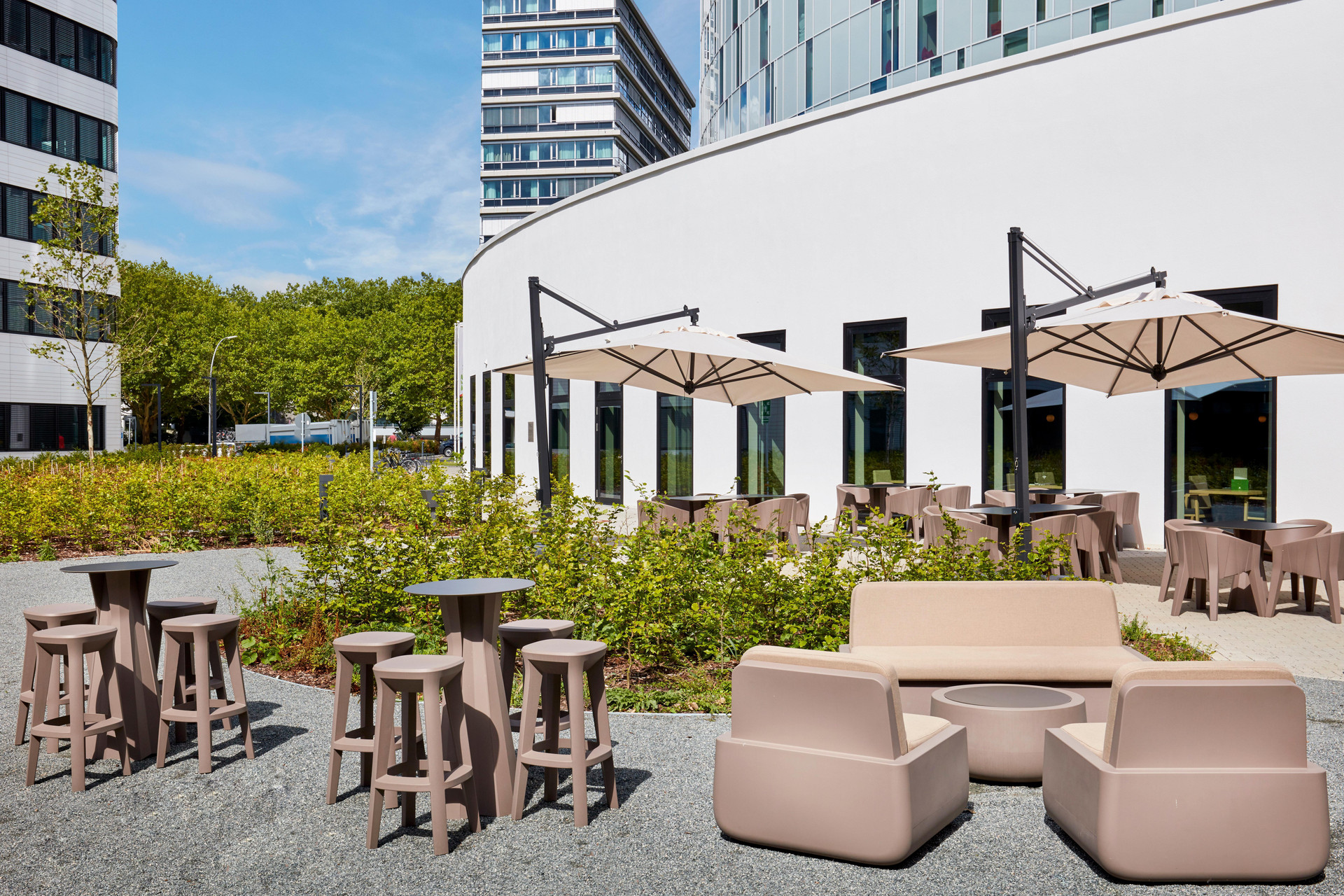 Vista Exterior Holiday Inn Hamburg - City Nord by IHG