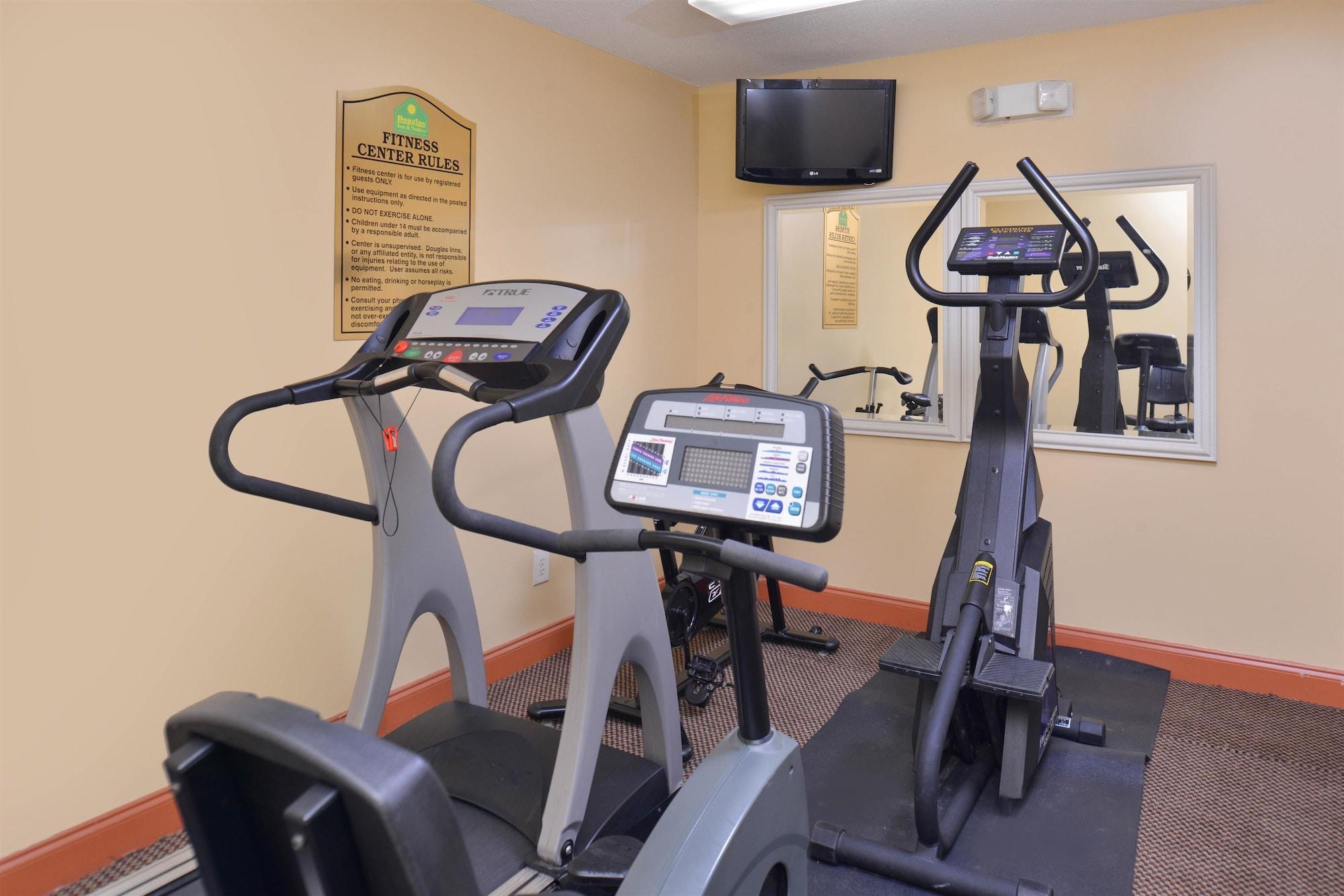 Gimnasio Douglas Inn And Suites