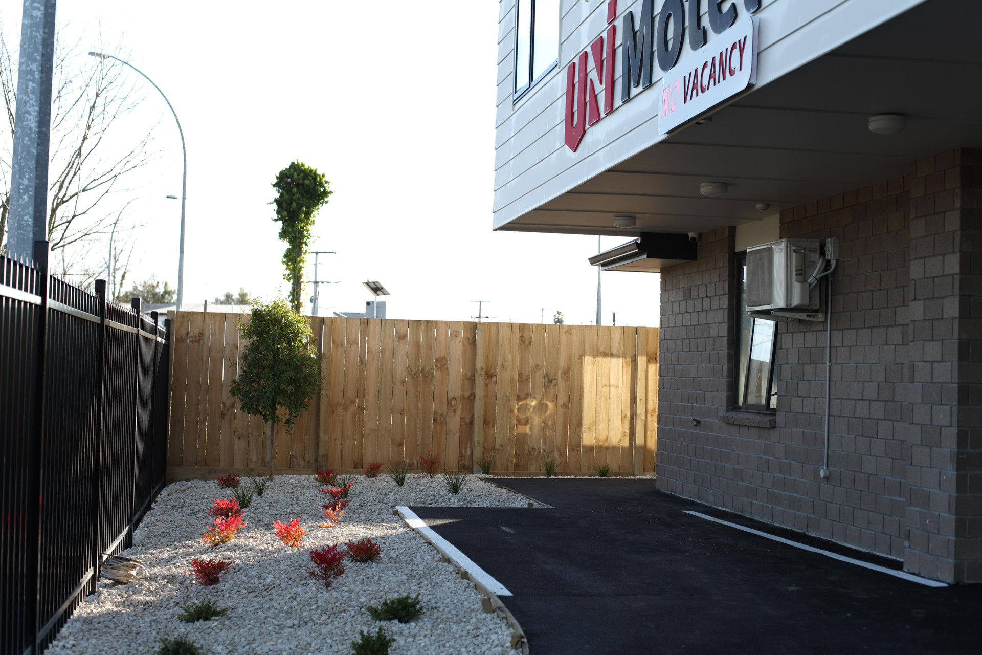 Vista Exterior Uni Motel