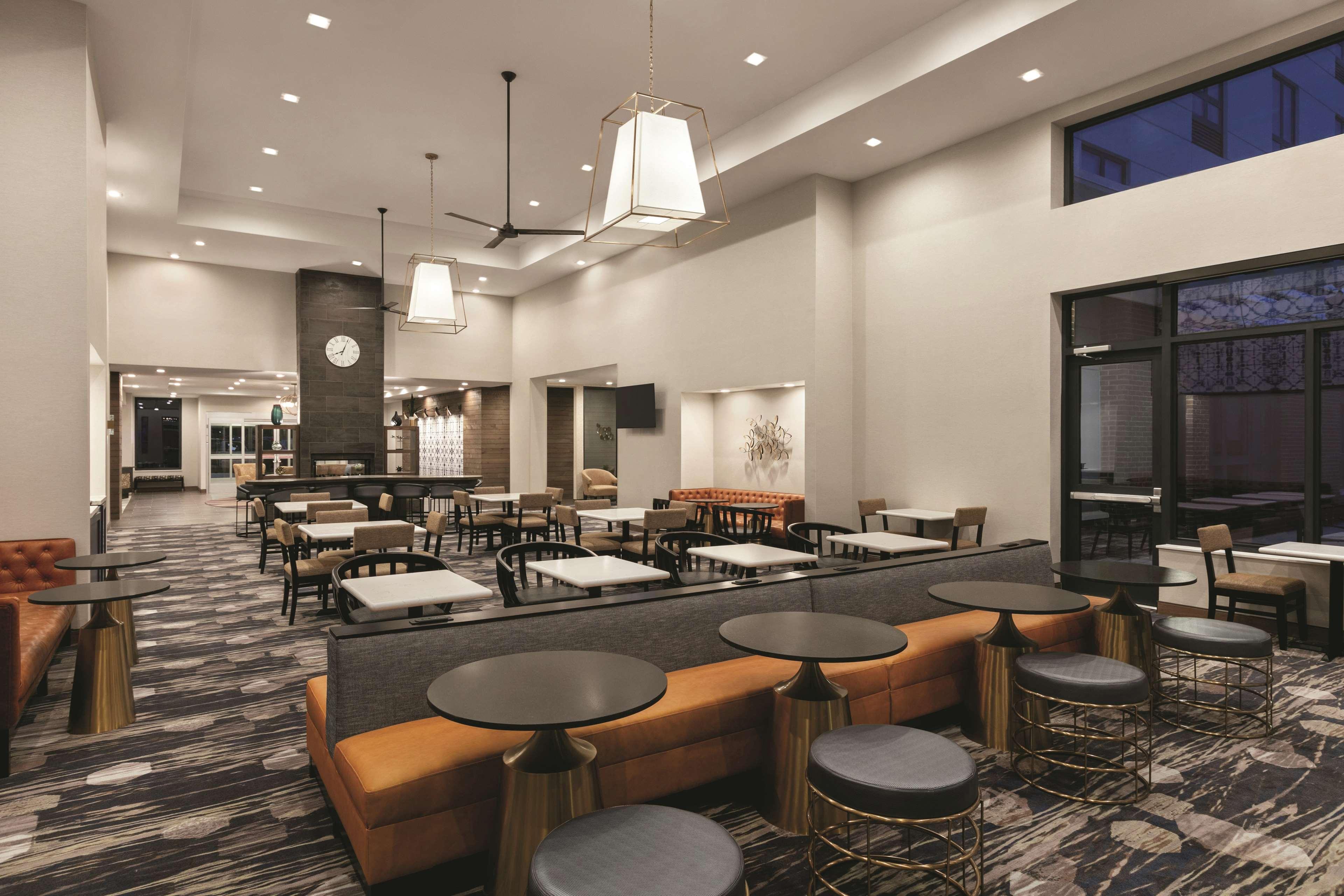 Vista Lobby Homewood Suites by Hilton Horsham Willow Grove
