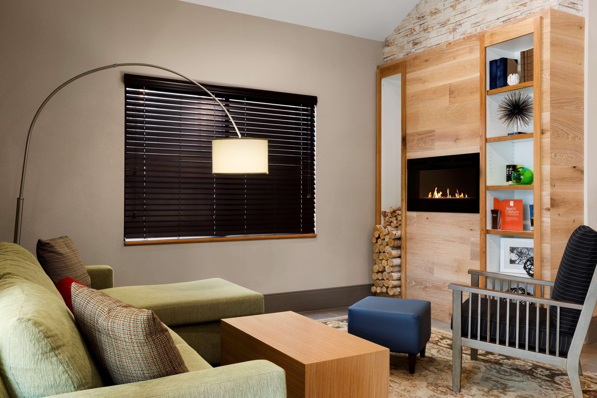 Vista Lobby Country Inn & Suites by Radisson, San Antonio Medical Center, TX