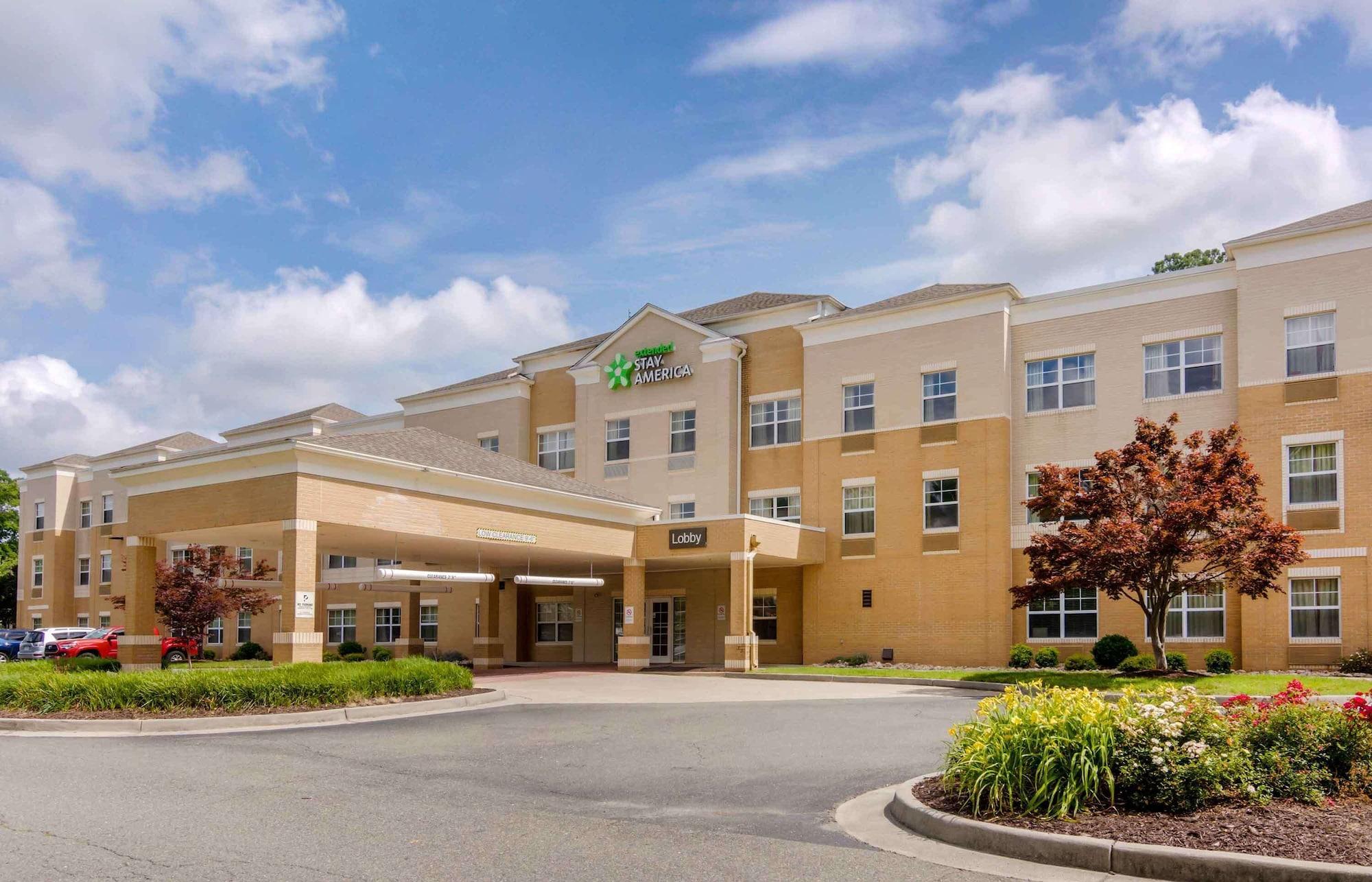 Vista Exterior Extended Stay America Suites Richmond W Broad St Glenside N