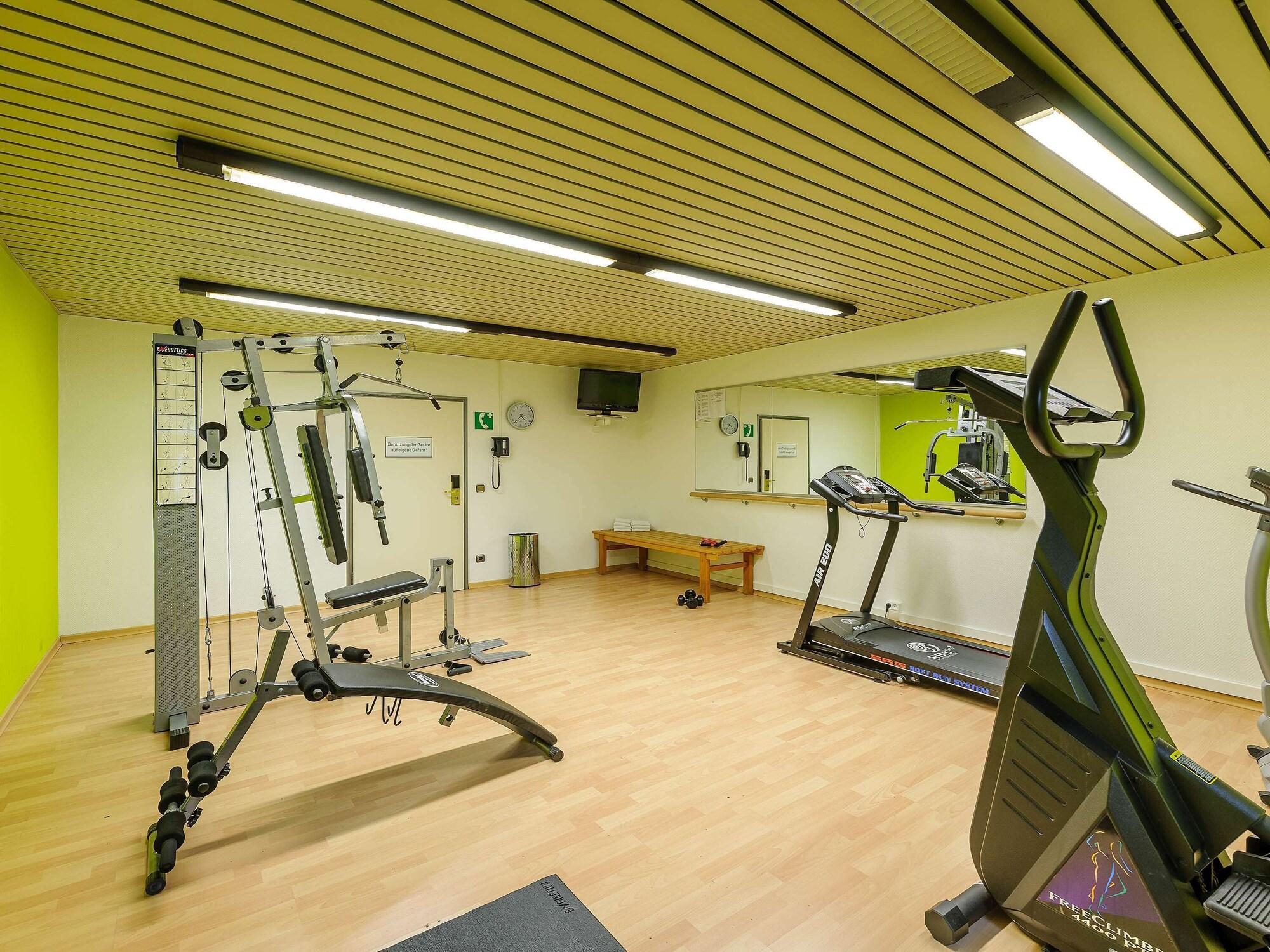 Gimnasio Mercure Hotel München Süd Messe
