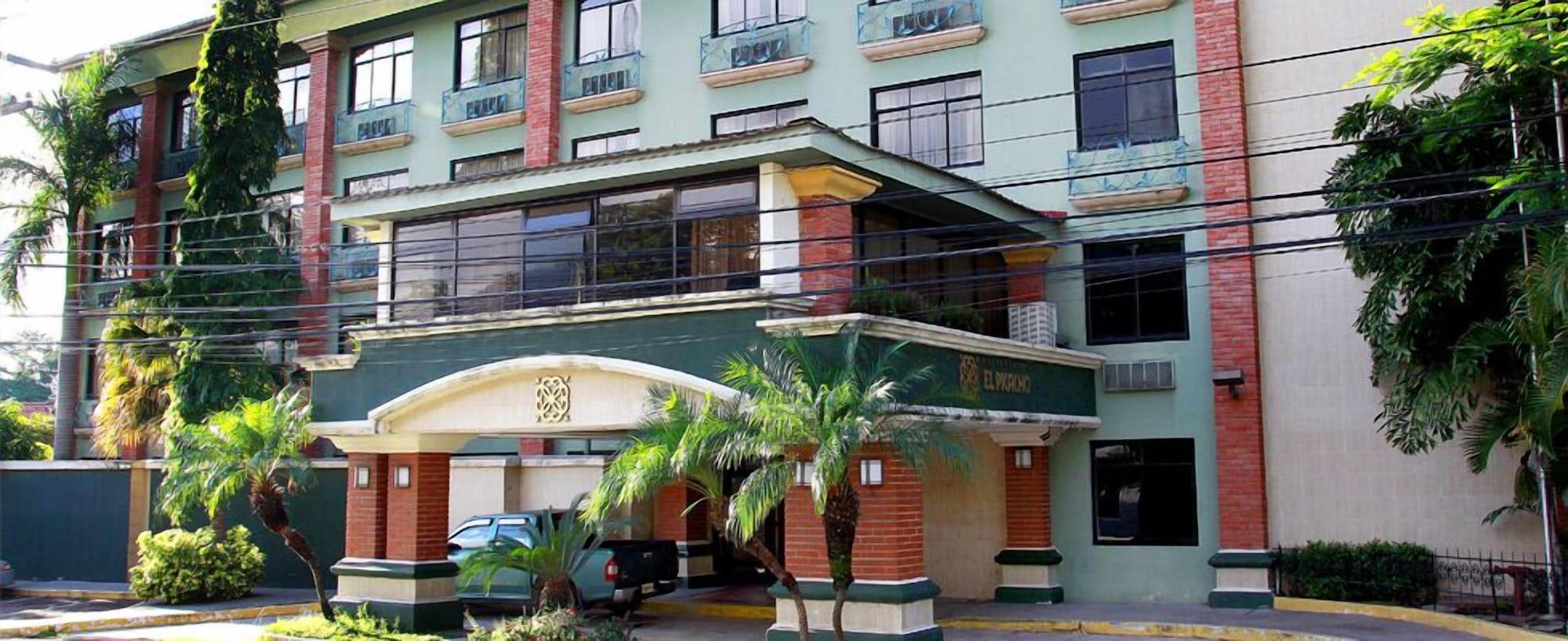 Varios Hotel El Picacho