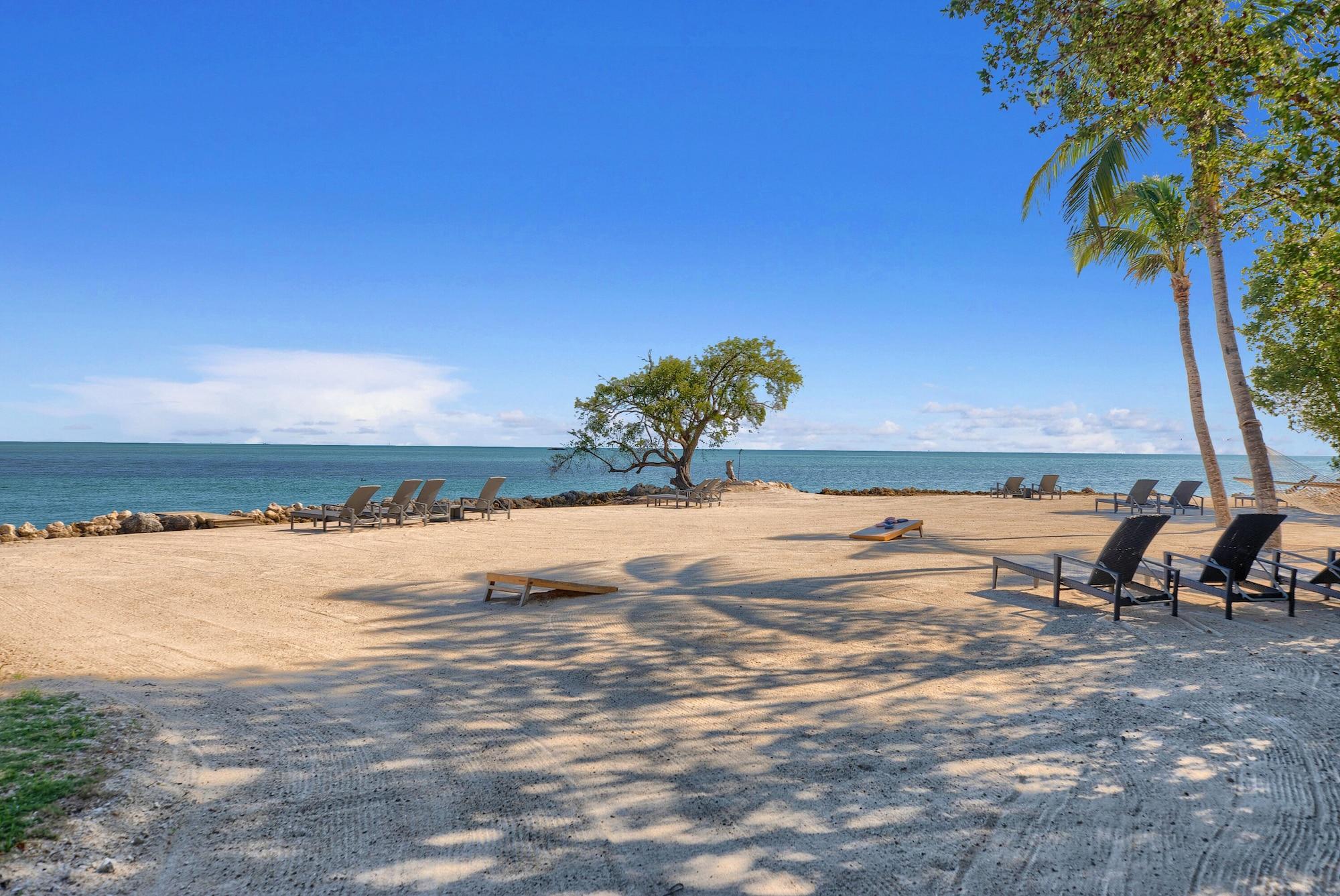 Playa Seascape Resort & Marina