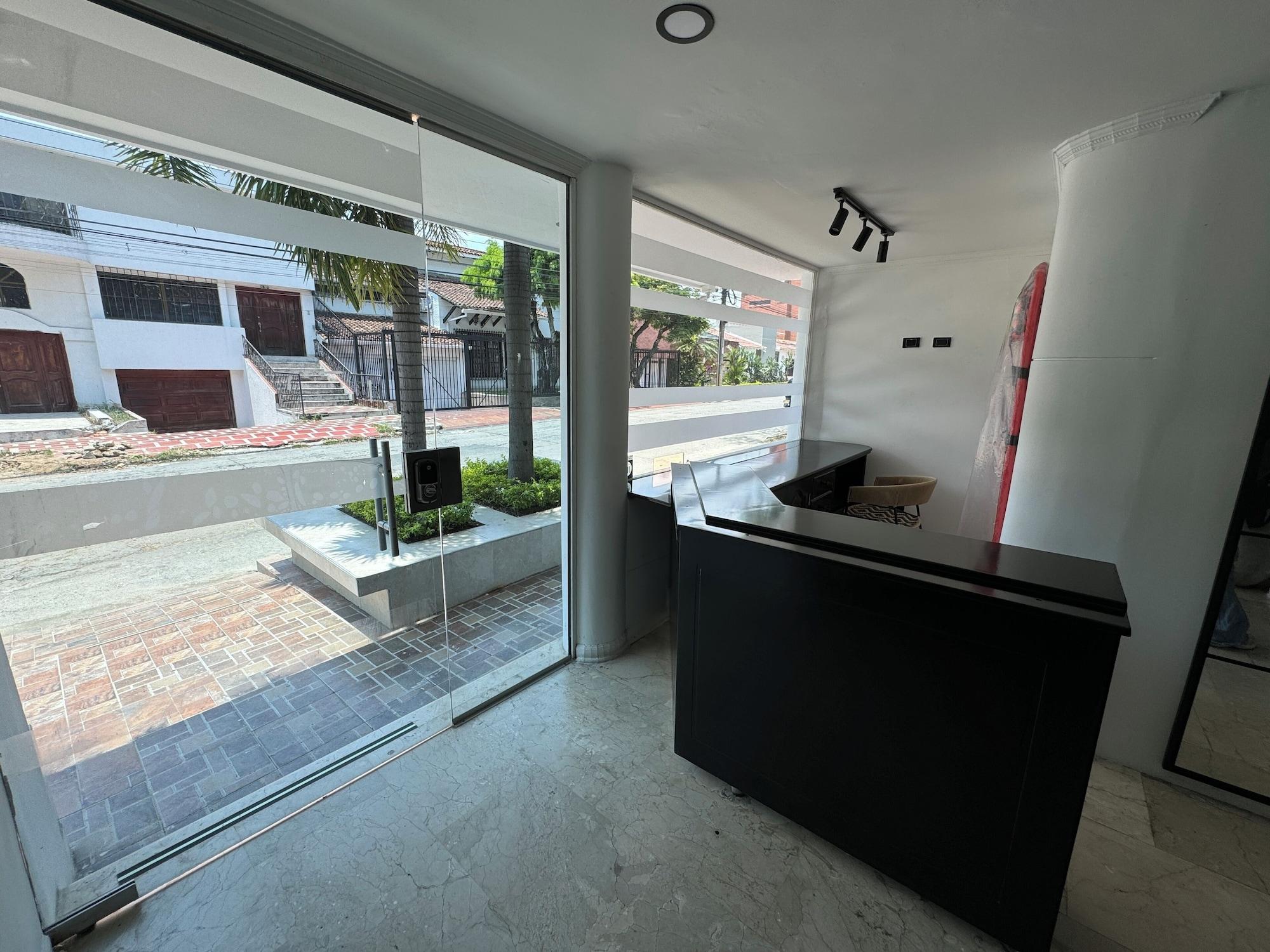 Vista Lobby Apartahotel Cristales