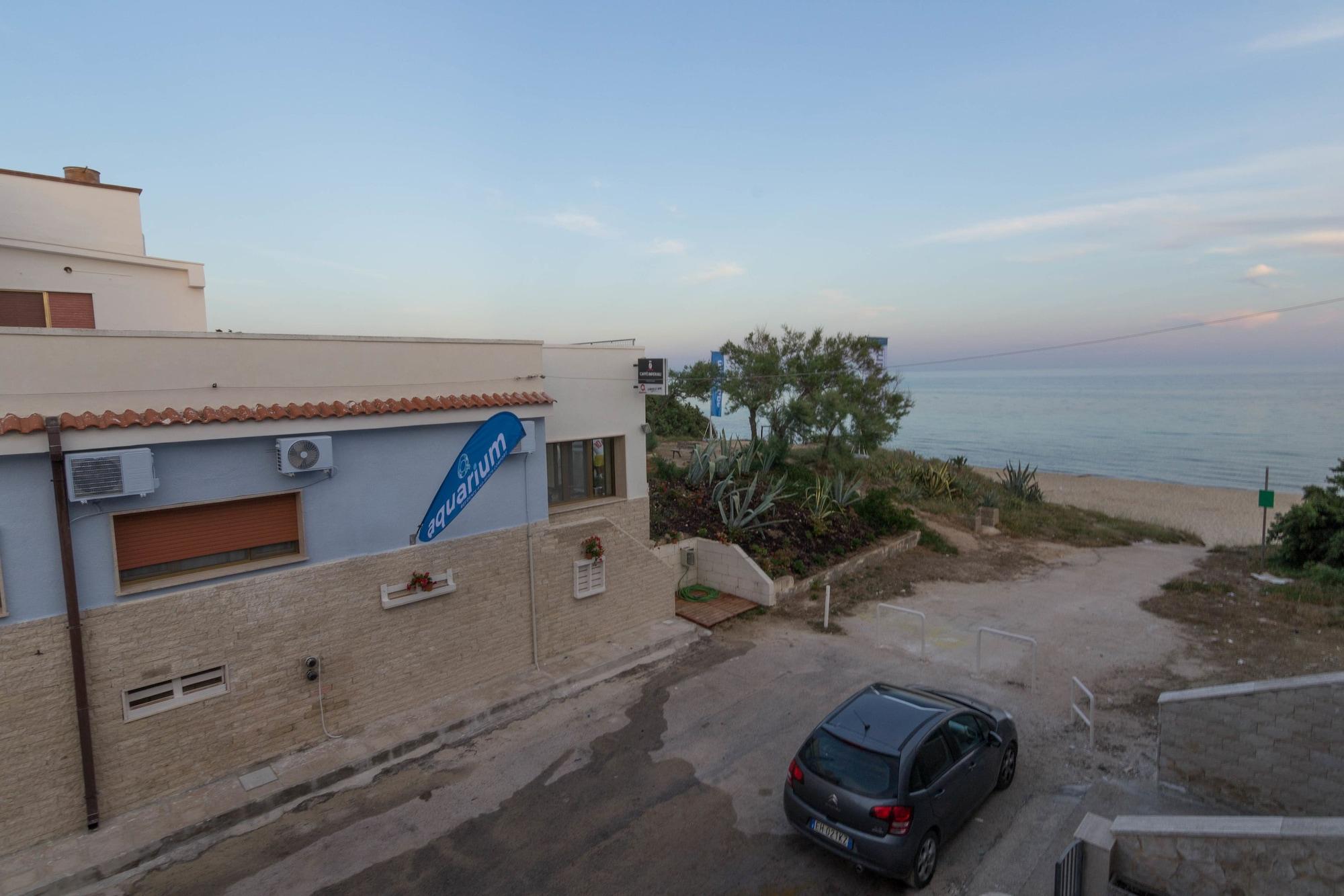 Playa Aquarium Residence