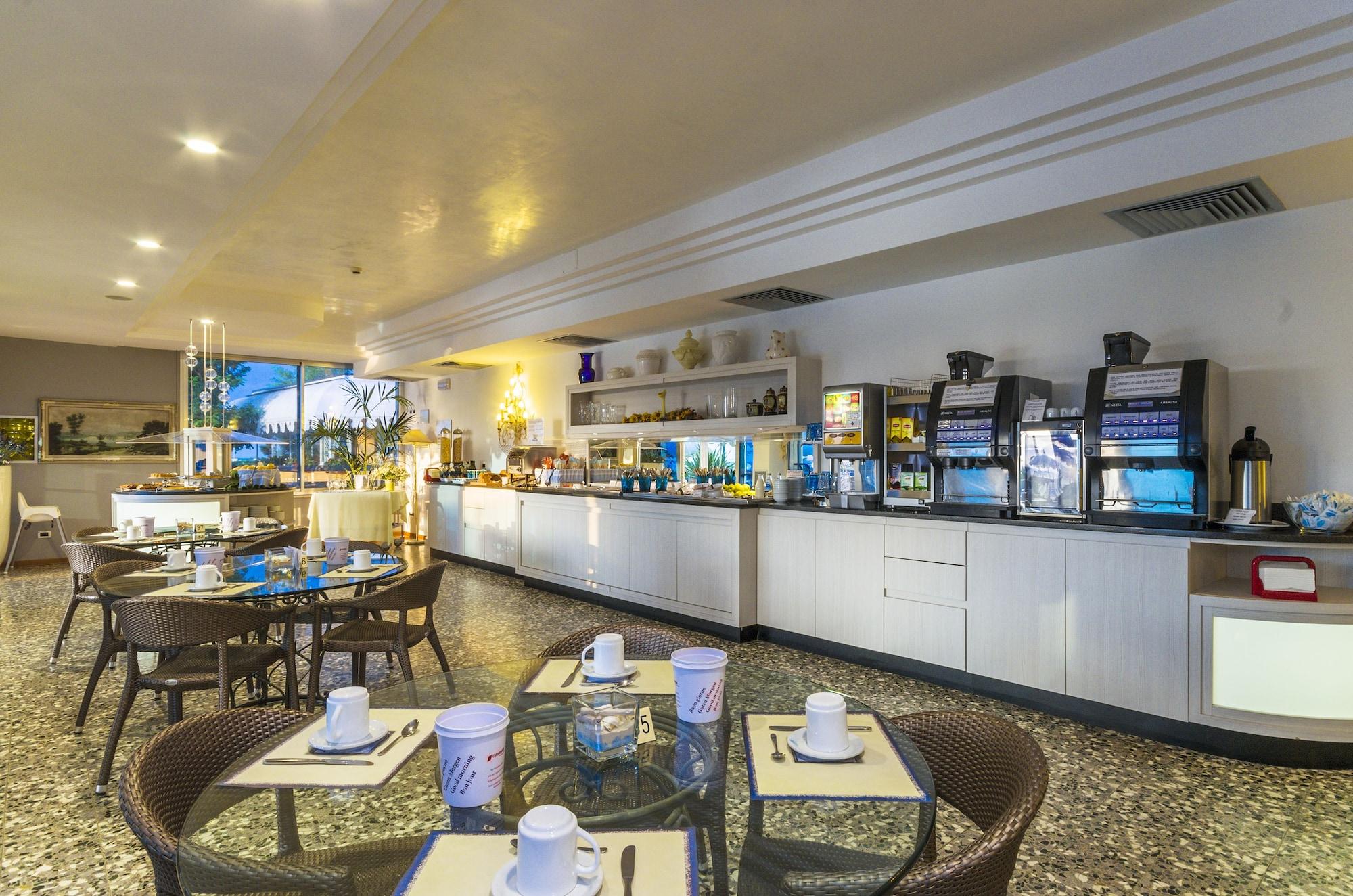 Bar/Salón Hotel Panoramic