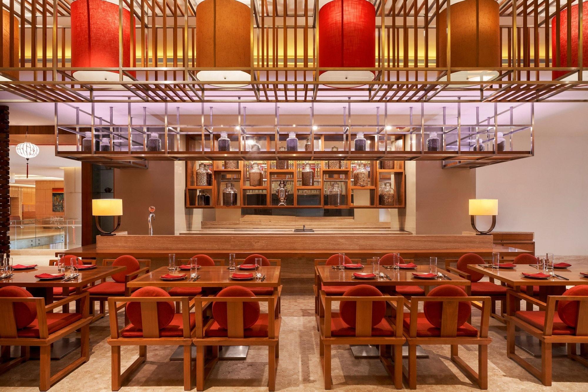 Restaurant Sheraton Nha Trang Hotel & Spa