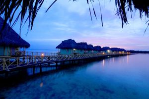 Alojamiento - Punta Caracol Acqua Lodge