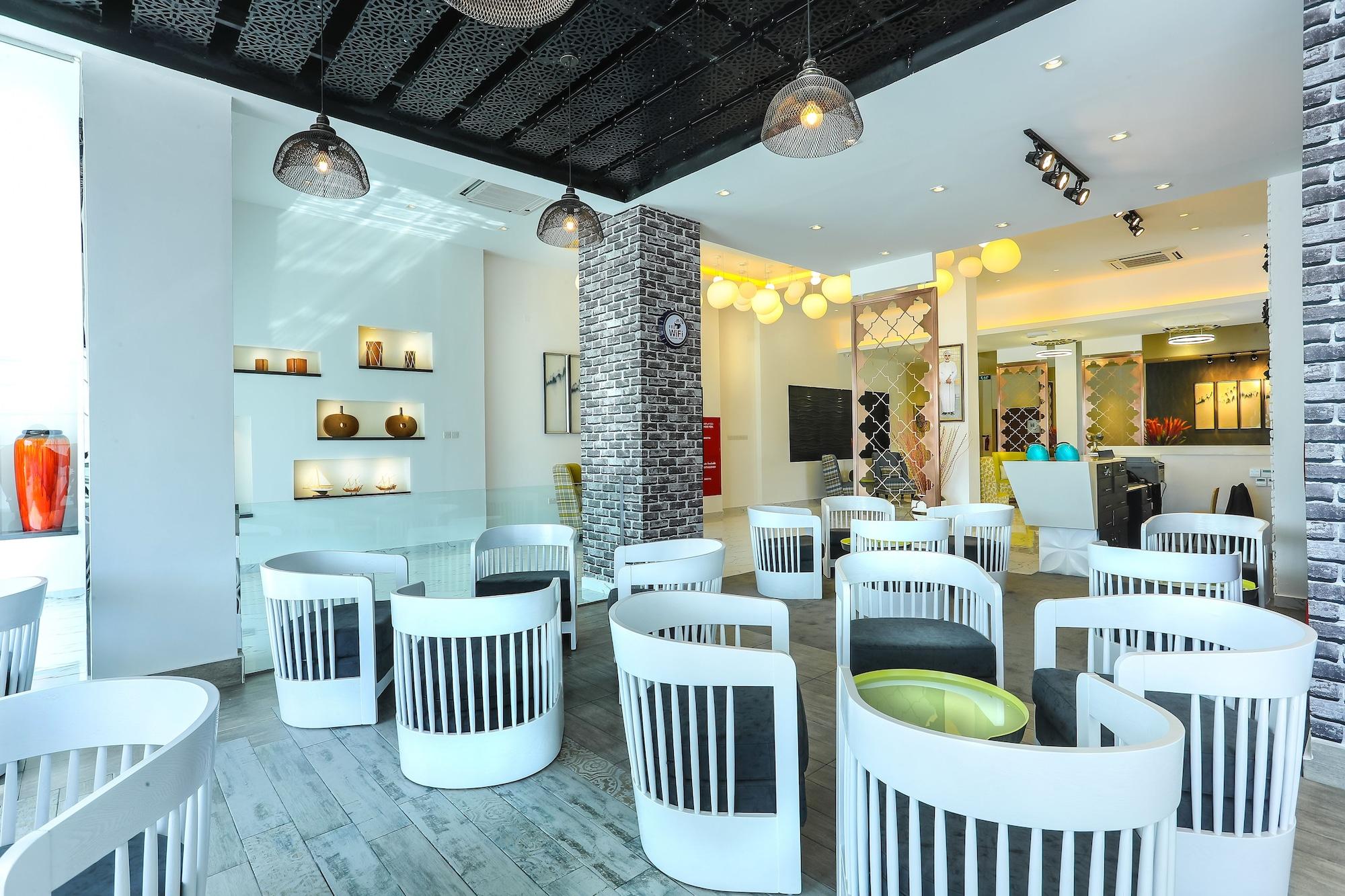 Bar/Salón Zaki Hotel Apartment