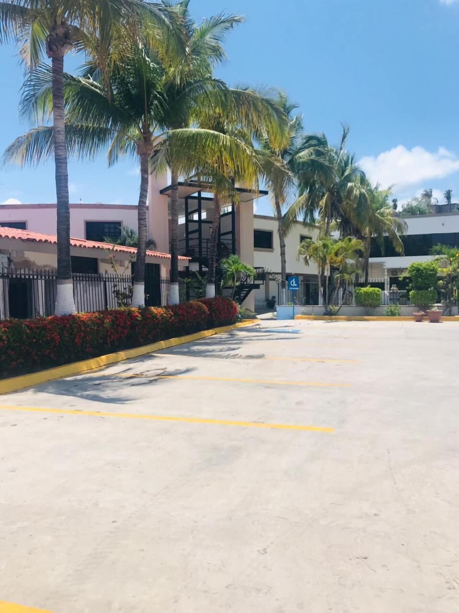 Vista Exterior Hotel Marina Topolobampo